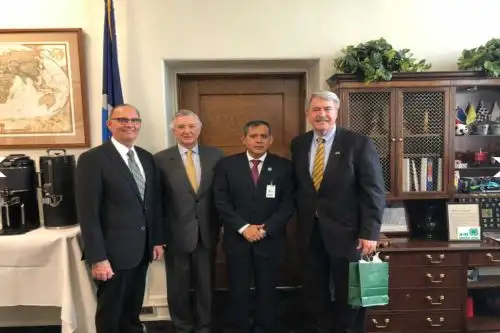 Perú y EE. UU. revisaron agenda bilateral de intercambio comercial