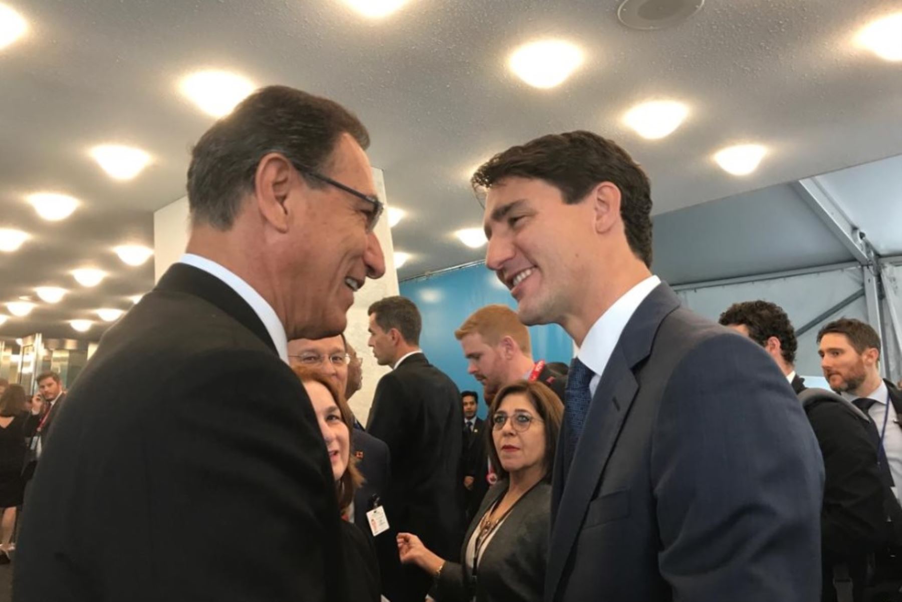Presidente Martín Vizcarra sostiene encuentro con primer ministro de Canadá, Justin Trudeau.