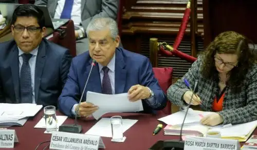 Presidente del Consejo de Ministros, César Villanueva, sustenta ante la Comisión de Constitución proyecto para el retorno a la bicameralidad.