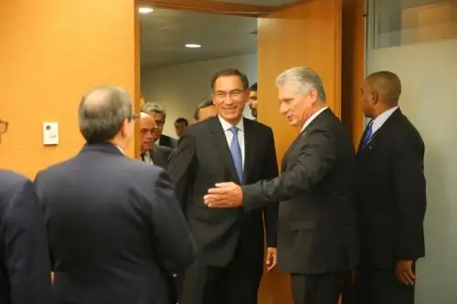 Presidente Martín Vizcarra se reúne con mandatario de Cuba, Miguel Diaz Canel.
