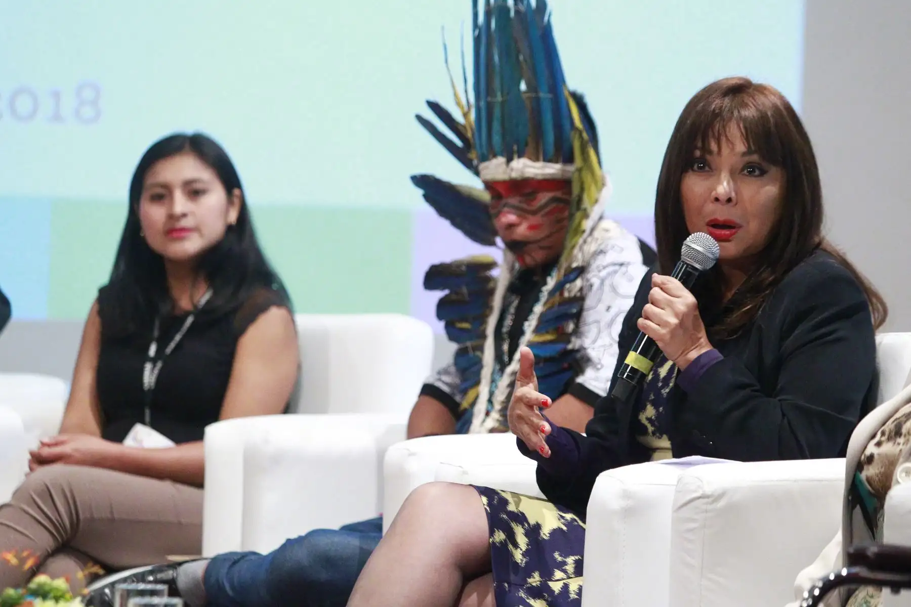 La Ministra de Desarrollo e Inclusión Social , Liliana la Rosa participa en reunión con más de 200 jovenes donde se entrega el premio " Yenuri Chiguala Cruz" a la innovación e investigación científica promovido por la Secretaria Nacional de la Juventud ( SENAJU). Foto: ANDINA/Eddy Ramos