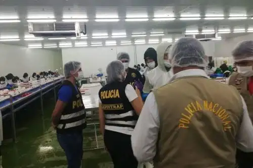 Policía interviene empresas de Chimbote por contratar extranjeros sin permiso temporal de permanencia. ANDINA