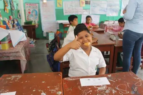 Más de 150 usuarios de Qali Warma de la provincia Tumbes ya han probado el pan de pulpa de plátano con ajonjolí.