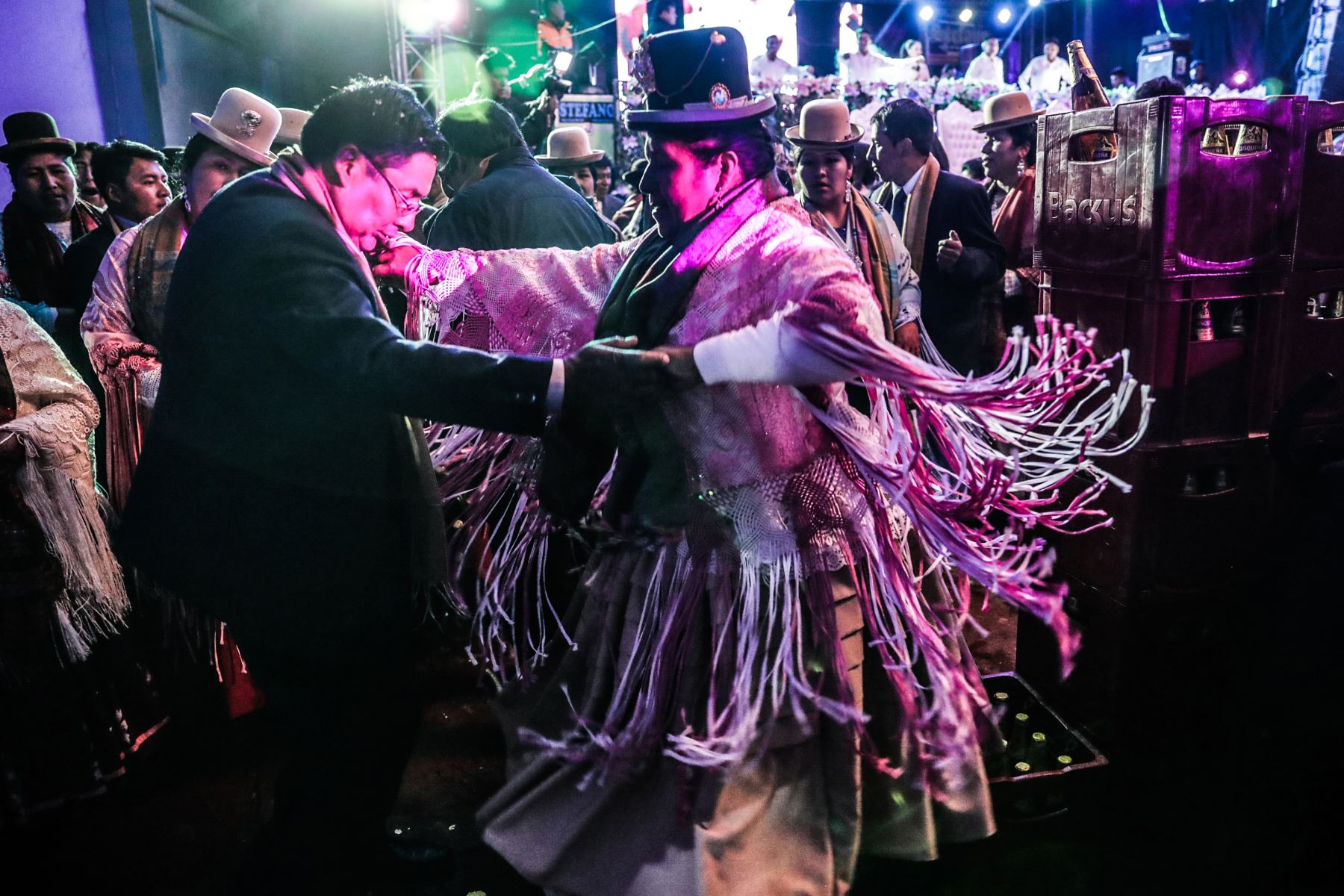 ¡Fue el matrimonio de 2018 de todo Puno!, que no es poca cosa, sino tierra de empresarios y artistas del folclor que saben celebrar bodas de ensueño. Foto: ANDINA/Carlos Lezama