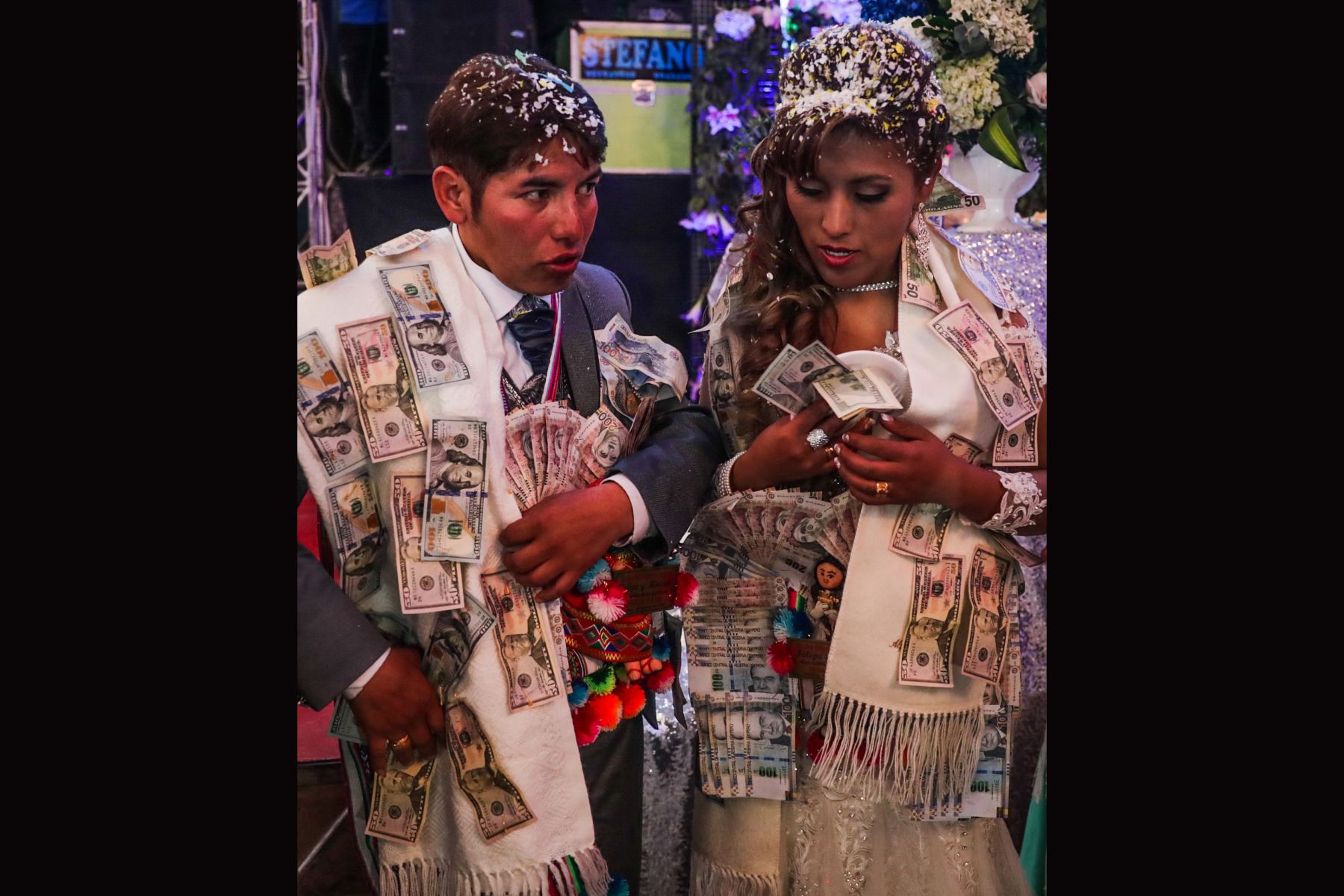 La boda del Príncipe Sandino, prometía. No por menos le llaman El ídolo del Perú. Se había escogido para ello agosto, el mes de los desposados en el Altiplano. Foto: ANDINA/Carlos Lezama