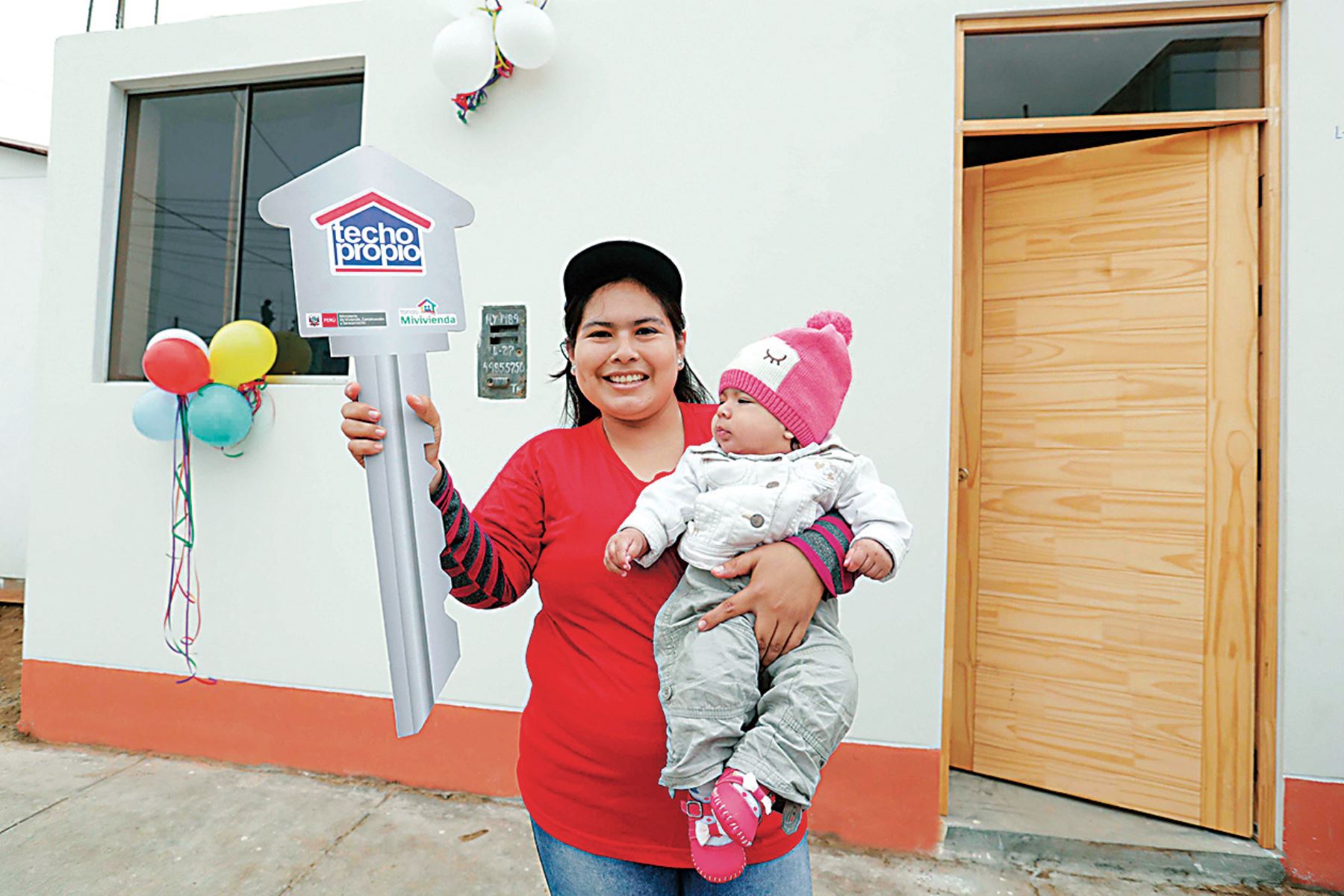 Con entrega de viviendas definitivas se consolida la reconstrucción de las zonas afectadas por El Niño Costero.