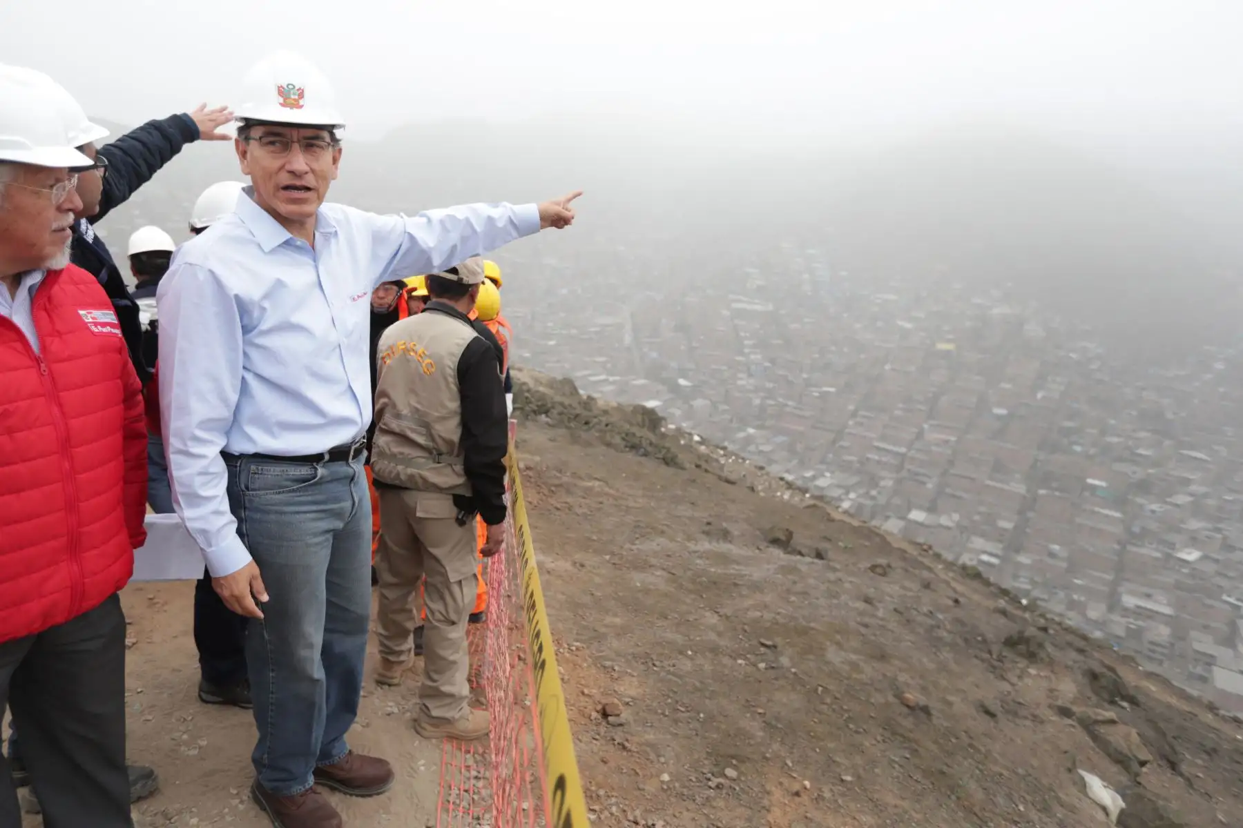 Jefe de Estado, Martín Vízcarra, inspecciona la ampliación de los sistemas de agua potable y alcantarillado en San Juan de Amancaes - Rímac. Foto: ANDINA/Carlos Lezama/Prensa Presidencia