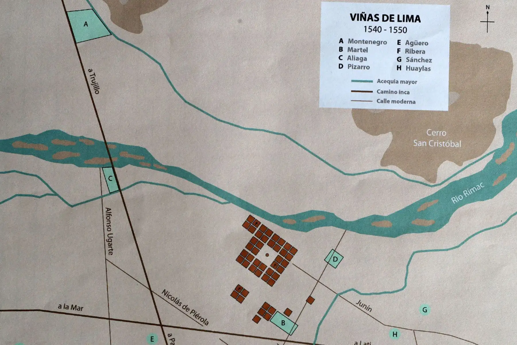 Muestra un plano de la ubicación de las viñas de Lima en el siglo XVI incluida en el libro "Las viñas de Lima: inicios de la vitivinicultura sudamericana: 1539-1551" por el investigador peruano Guillermo Toro-Lira, durante una entrevista con Efe en Lima (Perú). Según documentos descubiertos por Toro-Lira, Lima, la capital del Perú, fue la cuna del primer vino y del primer viñedo de Sudamérica, plantado entre 1539 y 1541 por el capitán español Hernando de Montenegro, con la ayuda fundamental de los nativos. EFE