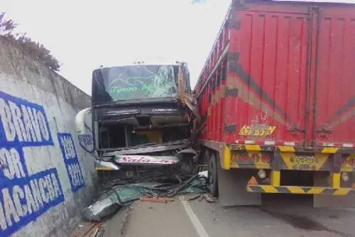 Pasco: triple choque en Carretera Central dejó cinco heridos