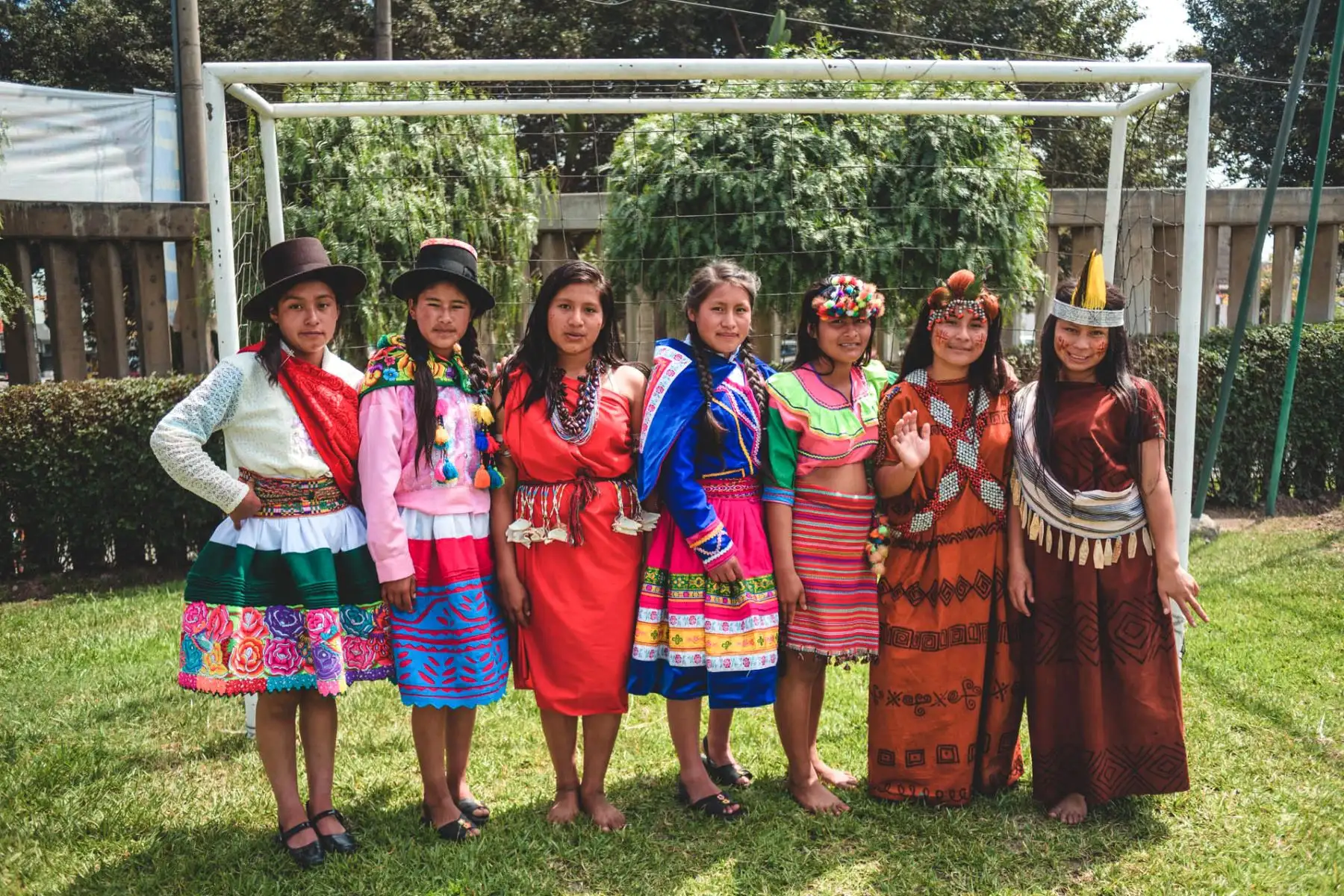 Para ellas, es como llegar a la final de la Champion League. Solo dos repiten el plato. Para el resto fue su primer viaje a la ciudad del Cusco y su primera visita a Lima. Foto: ANDINA/Difusión