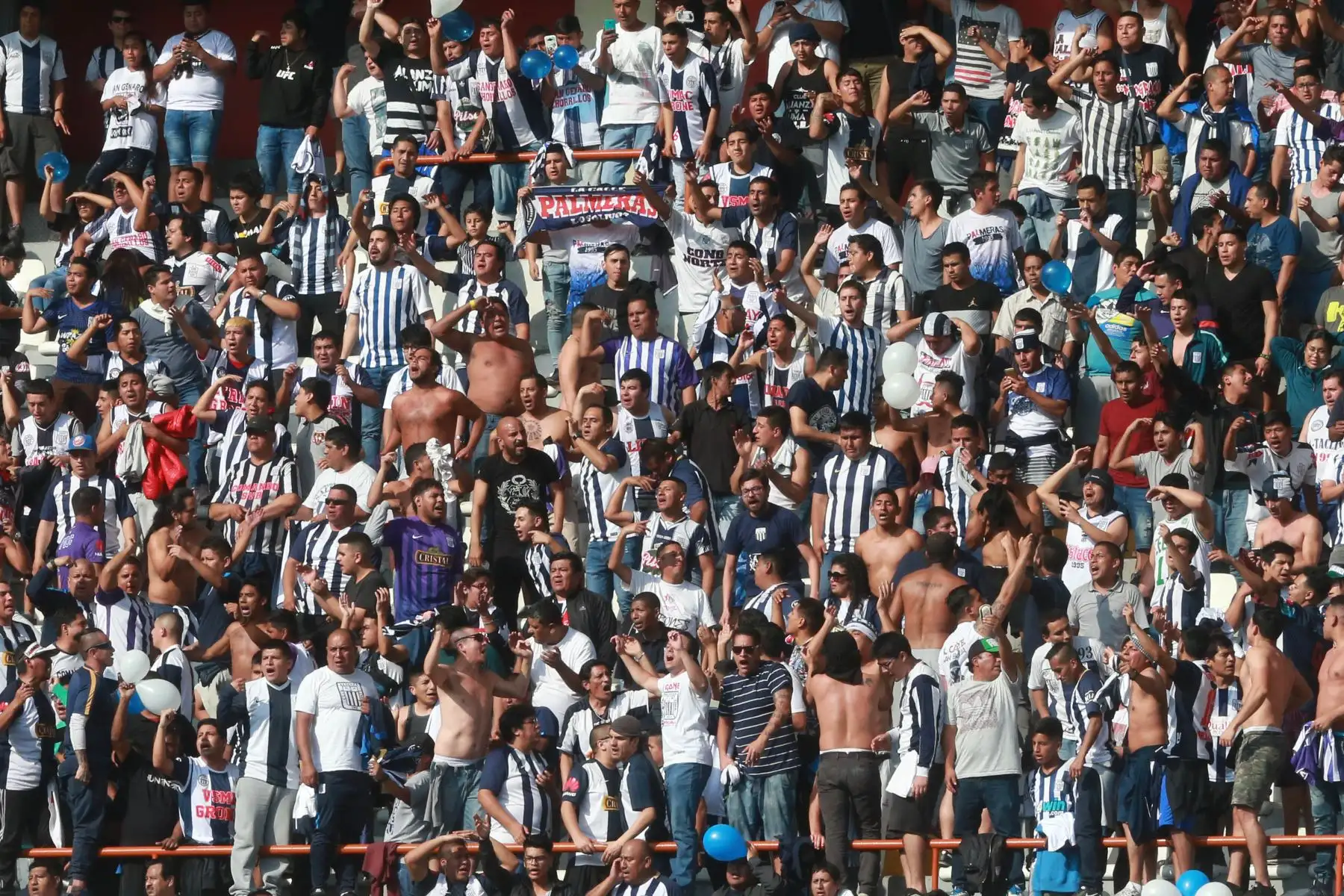 Alianza Lima venció a Real Garcilaso y se vuelve a meter en la lucha por el Clausura. Foto: ANDINA/Vidal Tarqui
