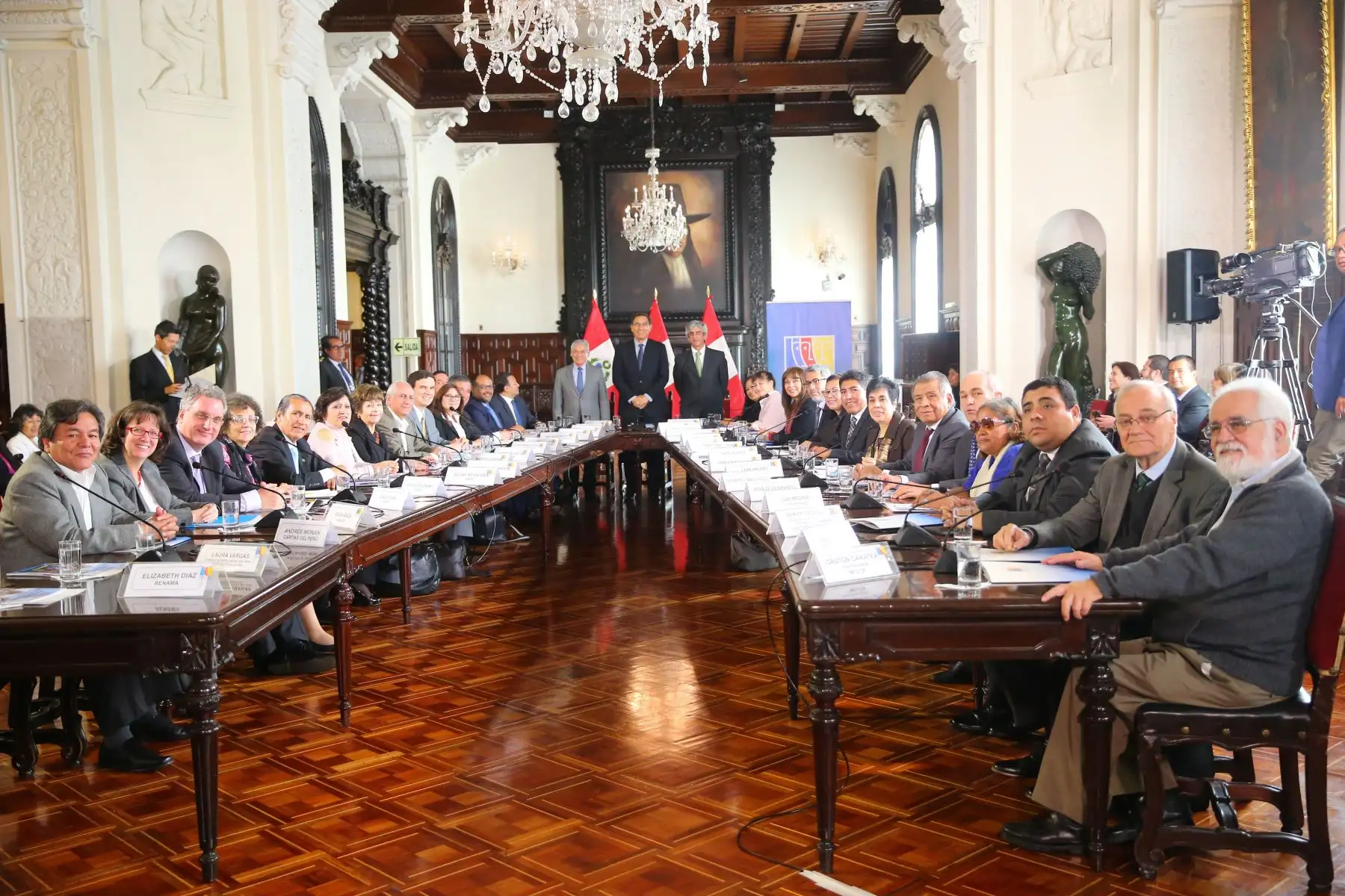 Presidente Vizcarra participa en la reinstalación del Comité Ejecutivo Nacional de la Mesa de Concertación para la Lucha contra la Pobreza. Foto: ANDINA Juan Carlos Guzmán Negrini/Prensa Presidencia