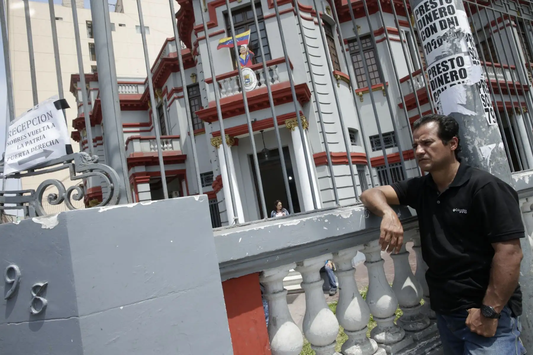 Luis Ramirez lleva mes y medio de espera para alcanzar un cupo en los vuelos que lo retornarán a su patria.  Foto: ANDINA/Melina Mejía