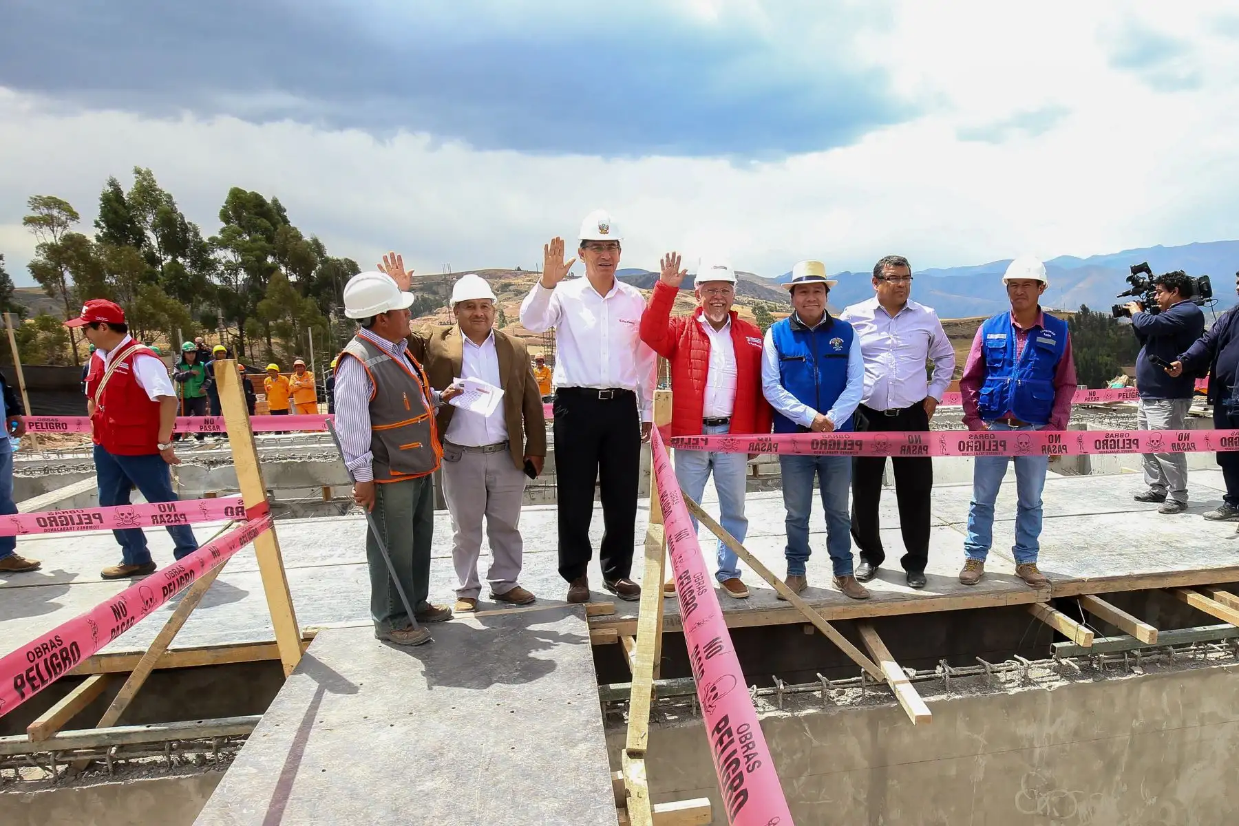 Presidente Vizcarra inspecciona las obras de construcción de la Planta de Tratamiento para la remoción de arsénico en el agua de consumo humano en la provincia de Jauja.Foto: ANDINA/Juan Carlos Guzman/Presidente Presidencia