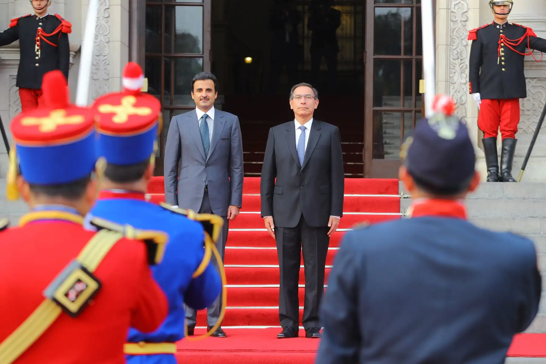 Jefe de Estado Martín Vizcarra, recibe al emir de Qatar en visita oficial al Perú.Foto: ANDINA/Eddy Ramos