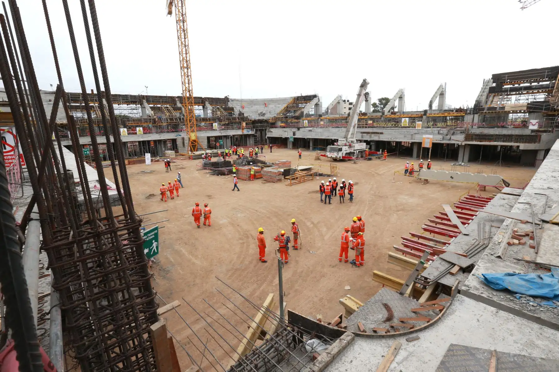 Primer recorrido  en las obras que se ejecutan en la Villa Deportiva  Regional del Callao donde se construye el Nuevo Polideportivo del Callao . Foto: ANDINA/Norman Córdova