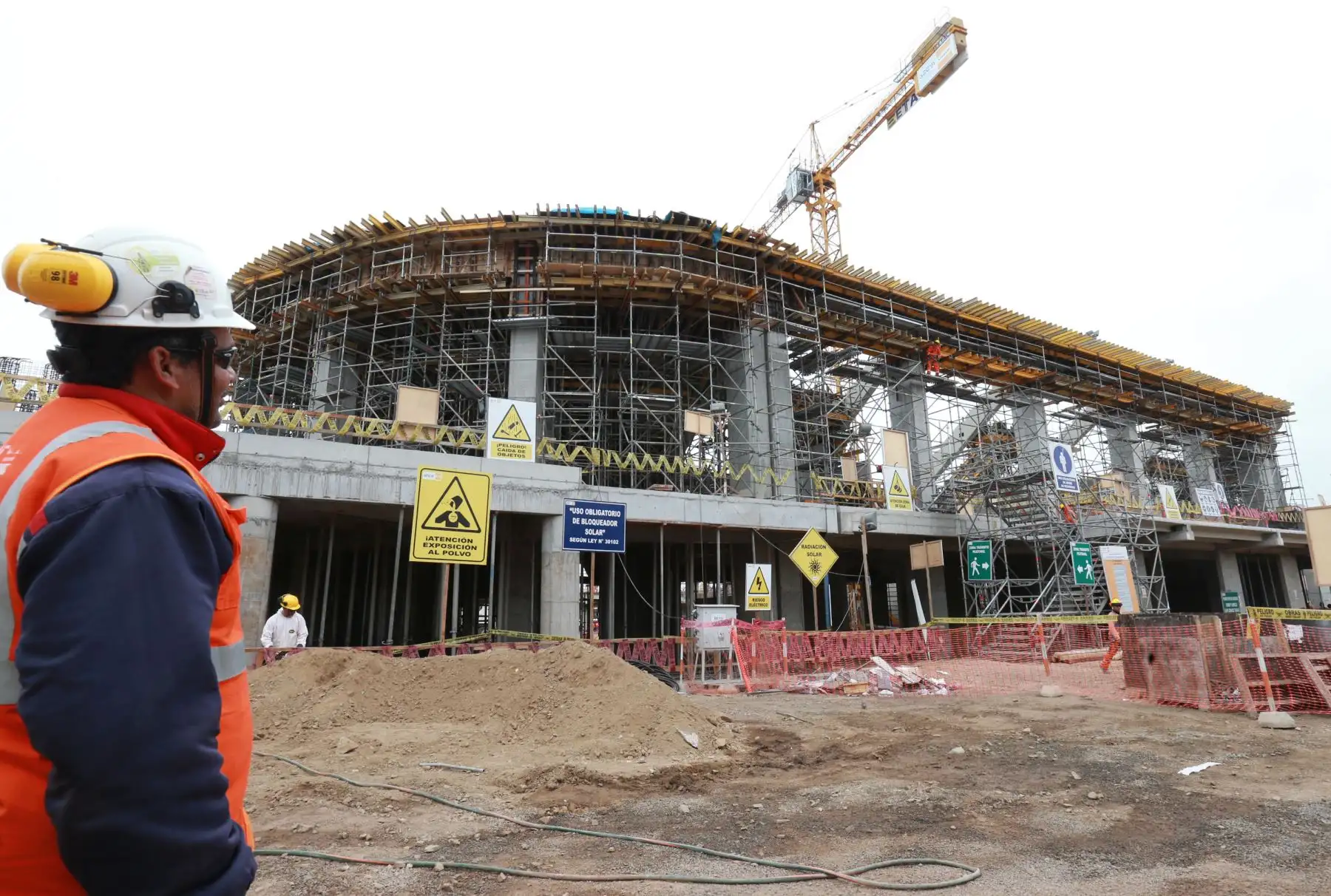 Primer recorrido  en las obras que se ejecutan en la Villa Deportiva  Regional del Callao donde se construye el Nuevo Polideportivo del Callao . Foto: ANDINA/Norman Córdova