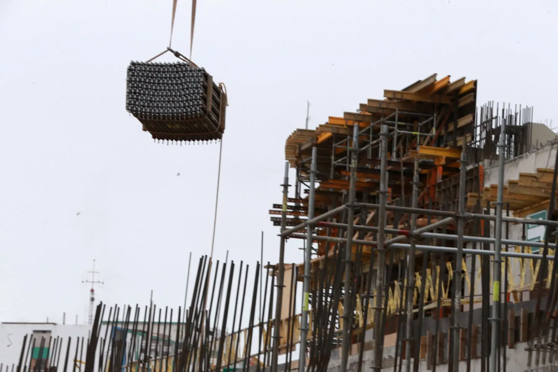 Primer recorrido  en las obras que se ejecutan en la Villa Deportiva  Regional del Callao donde se construye el Nuevo Polideportivo del Callao . Foto: ANDINA/Norman Córdova