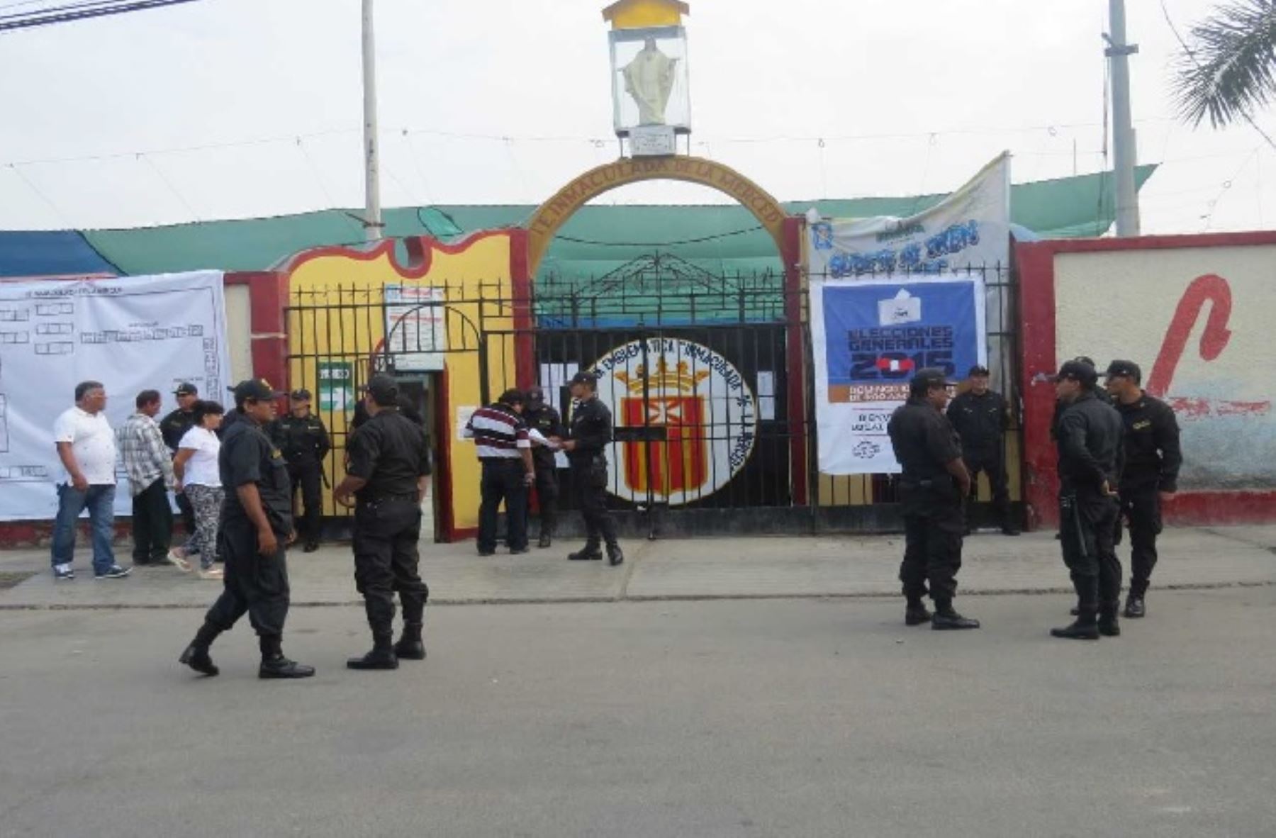 Más de 3,000 efectivos de la Policía Nacional del Perú (PNP) se desplazarán en distintas provincias de la región Áncash, para garantizar el orden público y la seguridad durante este domingo 7 de octubre, día de las Elecciones Regionales y Municipales que se realizarán en todo el país.