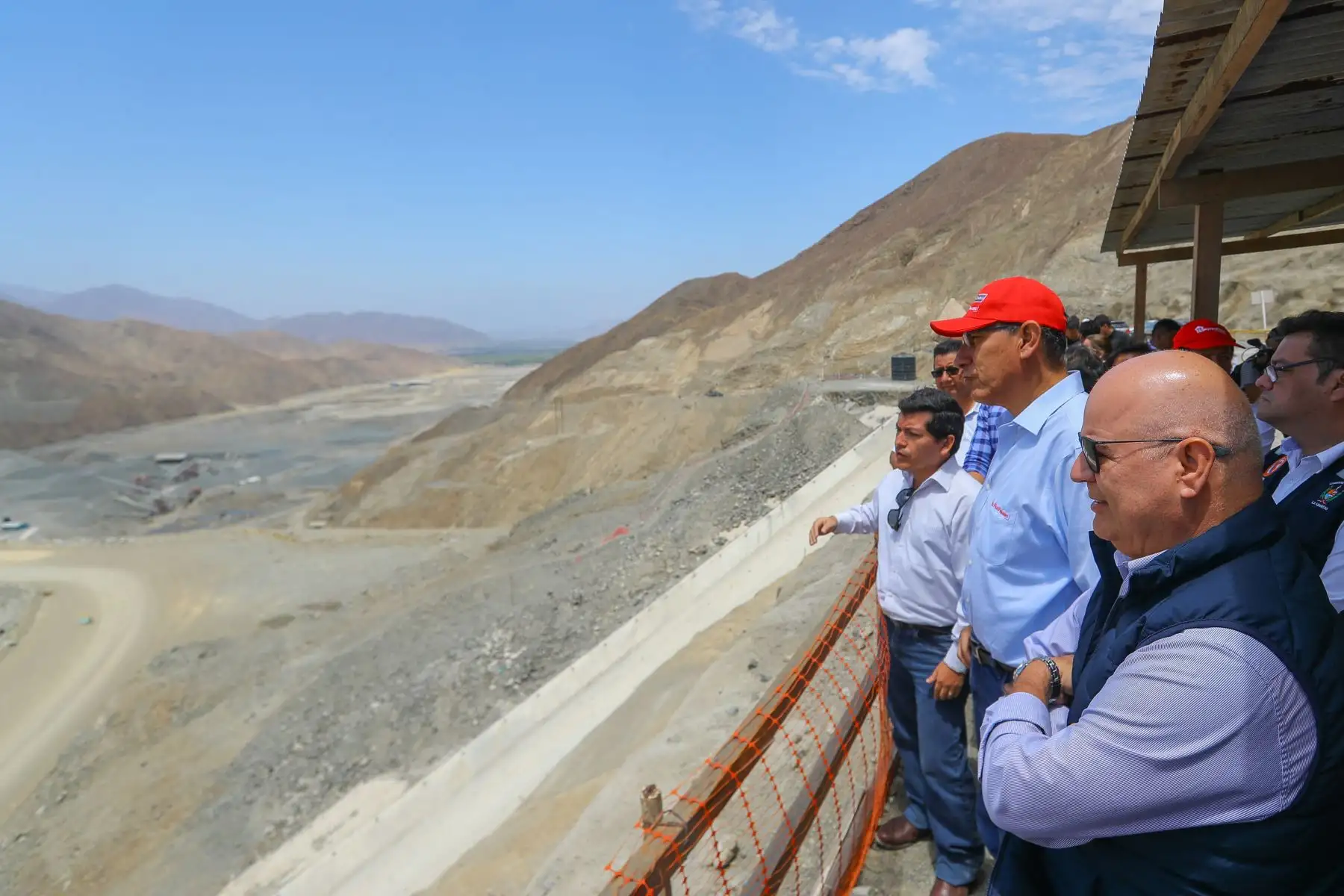 Jefe de Estado, Martín Vizcarra, inspecciona las obras de la represa Palo Redondo del proyecto Chavimochic III en la provincia de Virú. Foto: ANDINA/Andrés Valle/Prensa Presidencia