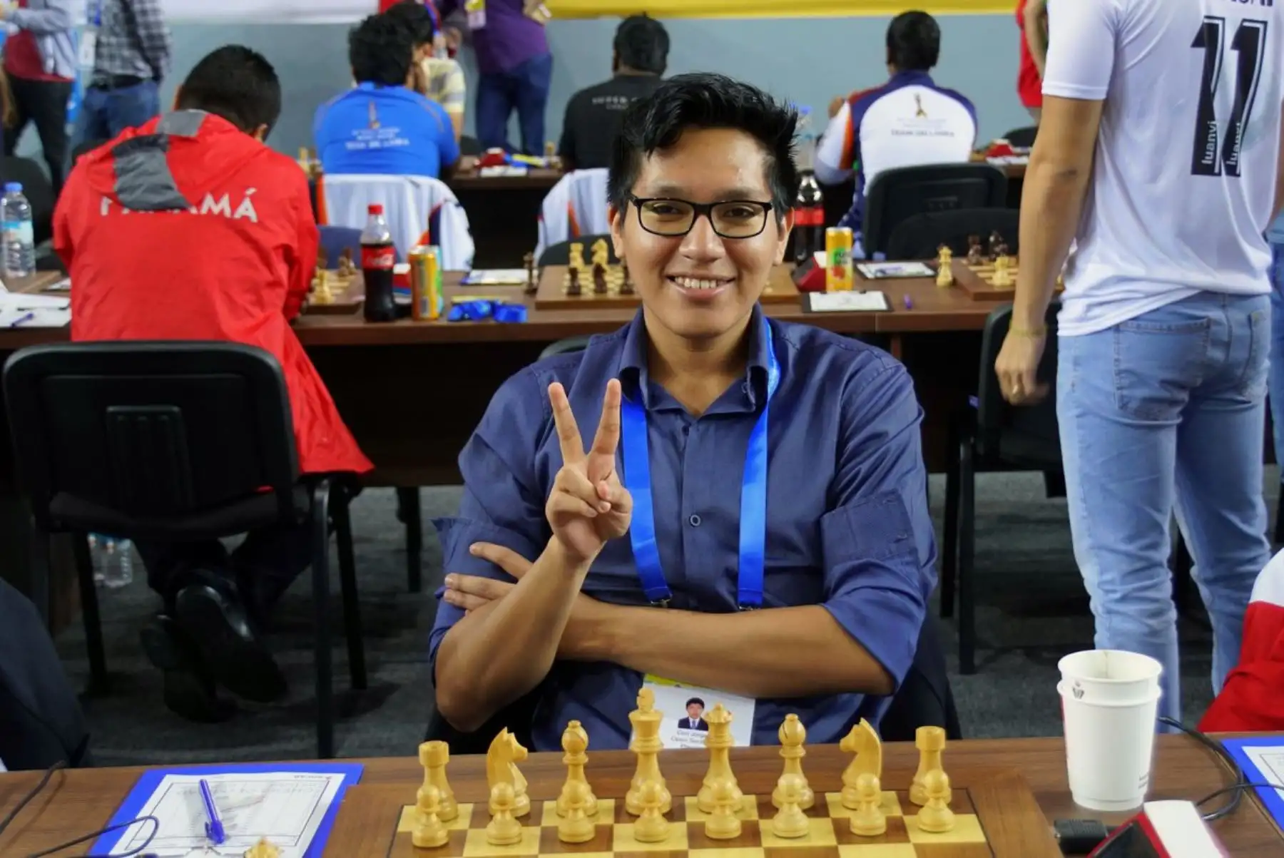 Jorge Cori ganó la medalla de oro en la Olimpiada Mundial de Ajedrez, realizada en Badumi, Georgia. El peruano obtuvo 6 victorias, 1 empate y 0 derrotas, teniendo una campaña excelente. Foto:@SusanPolgar