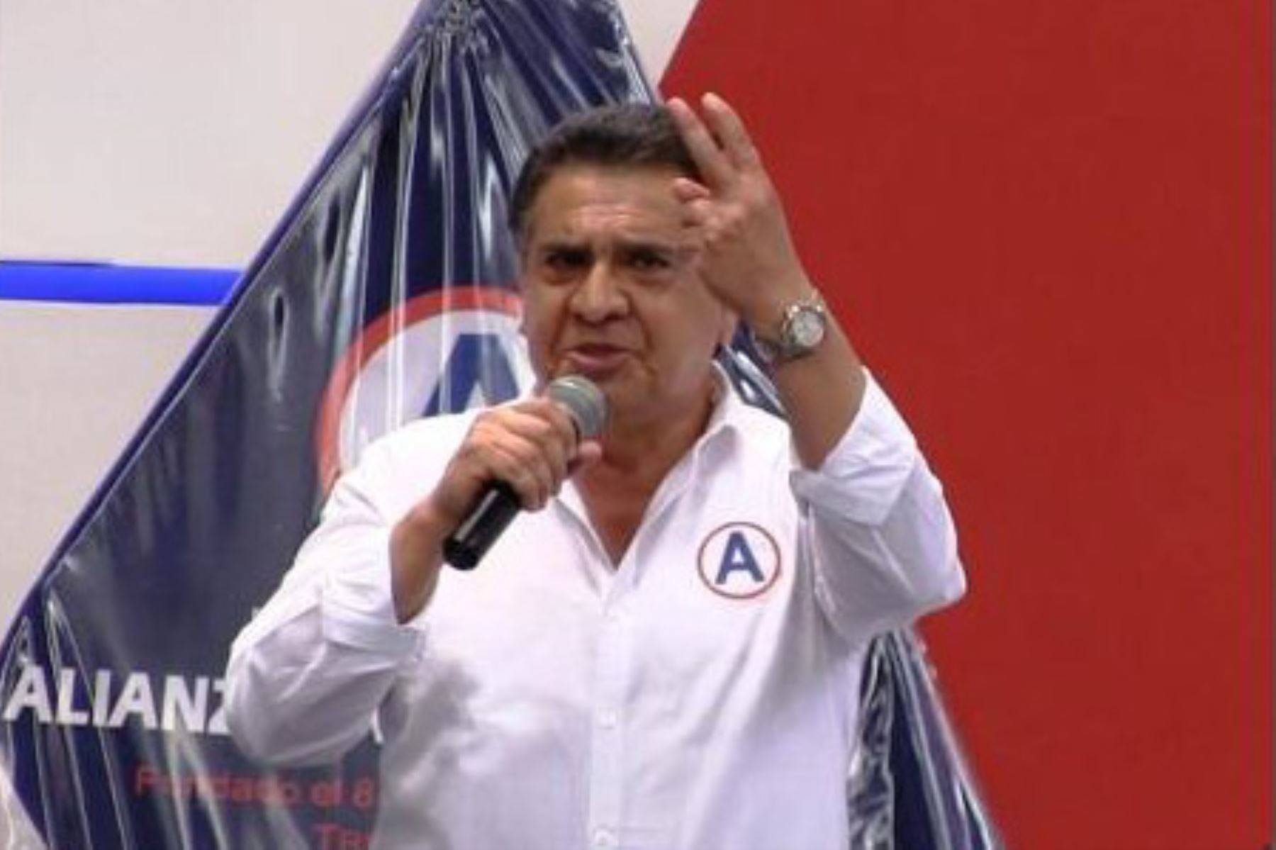 Manuel Llempén, candidato por el partido Alianza para el Progreso, es el virtual nuevo gobernador regional de La Libertad, al obtener el 32.2% de las preferencias electorales, según los sondeos efectuados “a boca de urna” efectuados por la encuestadora Ipsos.