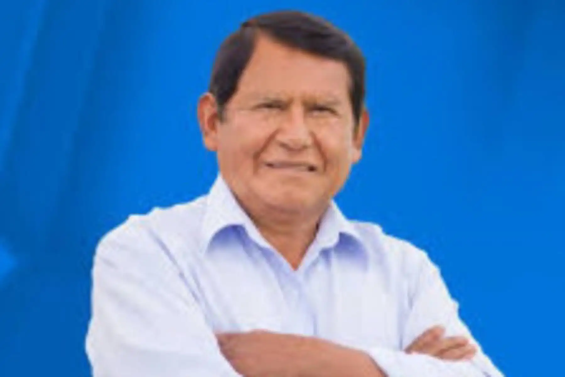 El candidato Zenón Cuevas (Moquegua Emprendedora Firme) sería el nuevo gobernador regional de Moquegua, al haber conseguido el 44.4% de los sufragios en los comicios de hoy, según el sondeo a boca de urna de la encuestadora Ipsos Perú.
