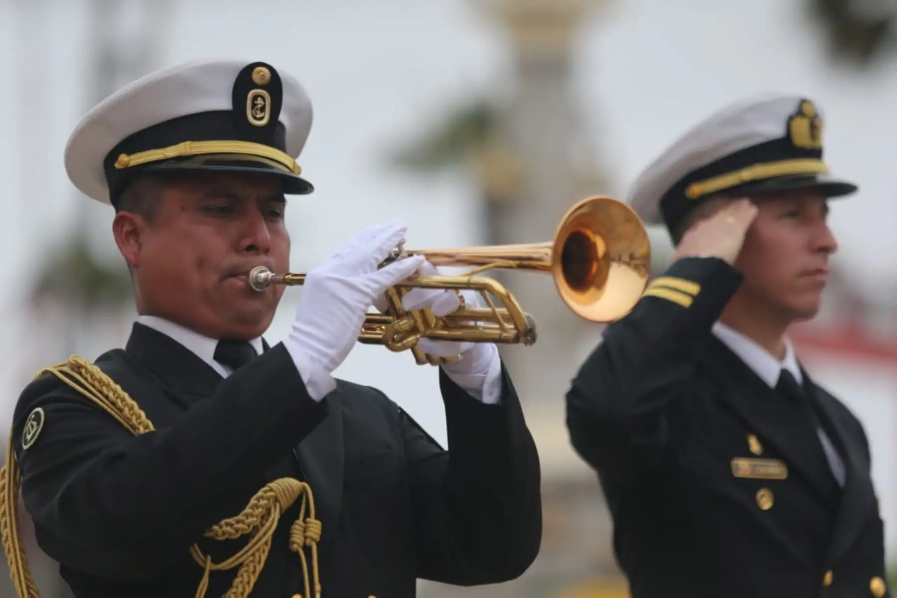 El presidente de la República, Martin Vizcarra, participa en la ceremonia por el 197.º aniversario de la Marina de Guerra del Perú y el 139.º aniversario del Combate de Angamos. Foto: ANDINA/Prensa Presidencia
