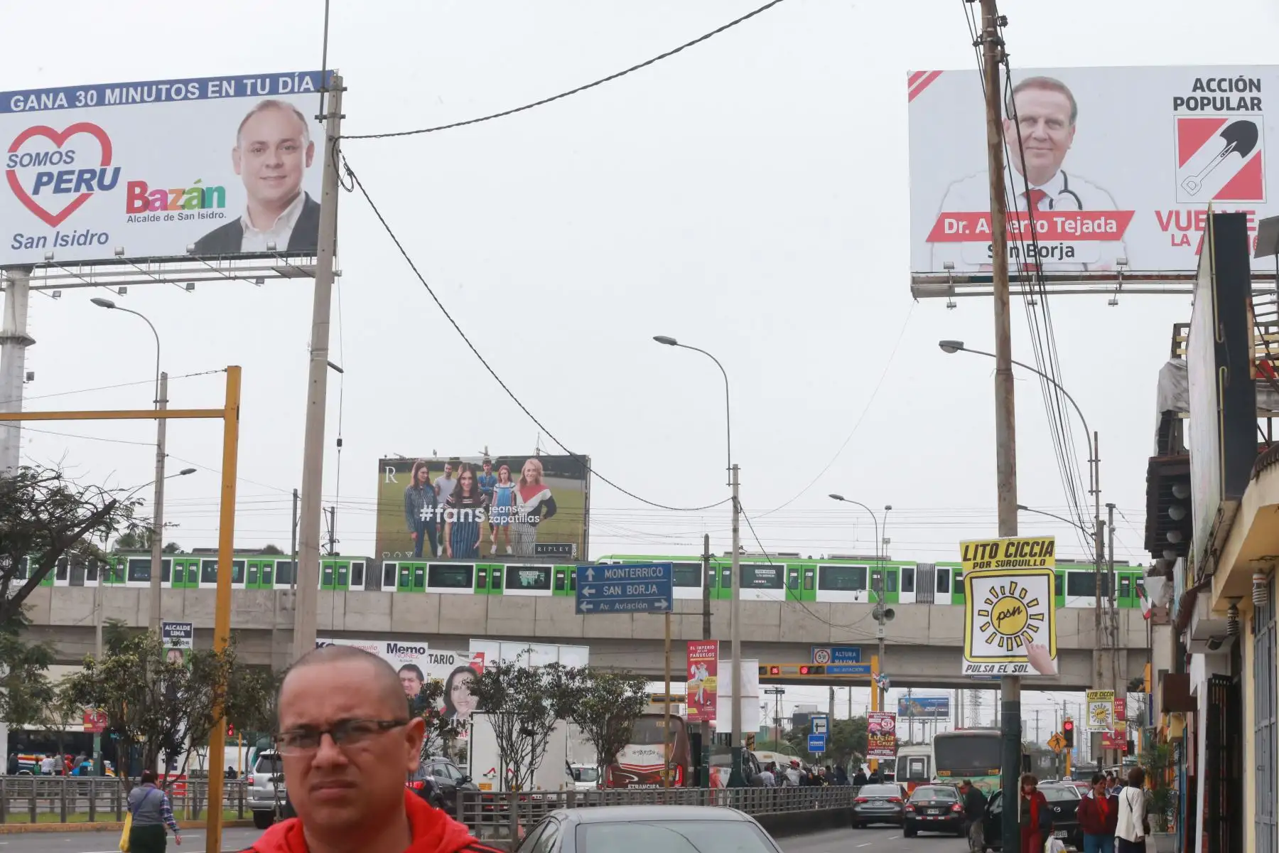 Elecciones Regionales y Municipales 2018, dejaron carteles y anuncios de propaganda electoral en diferentes jurisdicciones de la ciudad de Lima. Foto: ANDINA/Vidal Tarqui