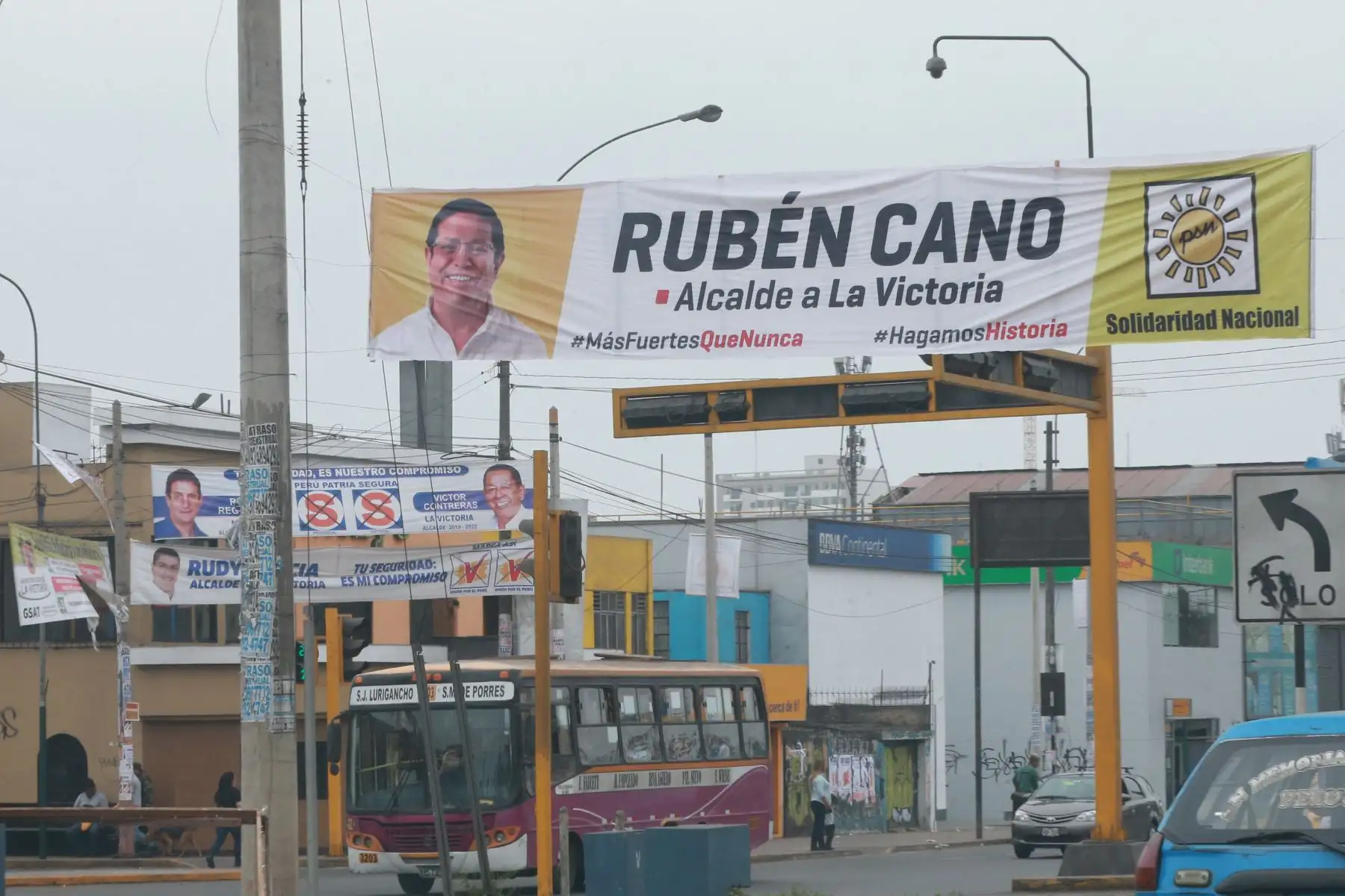 Elecciones Regionales y Municipales 2018, dejaron carteles y anuncios de propaganda electoral en diferentes jurisdicciones de la ciudad de Lima. Foto: ANDINA/Vidal Tarqui
