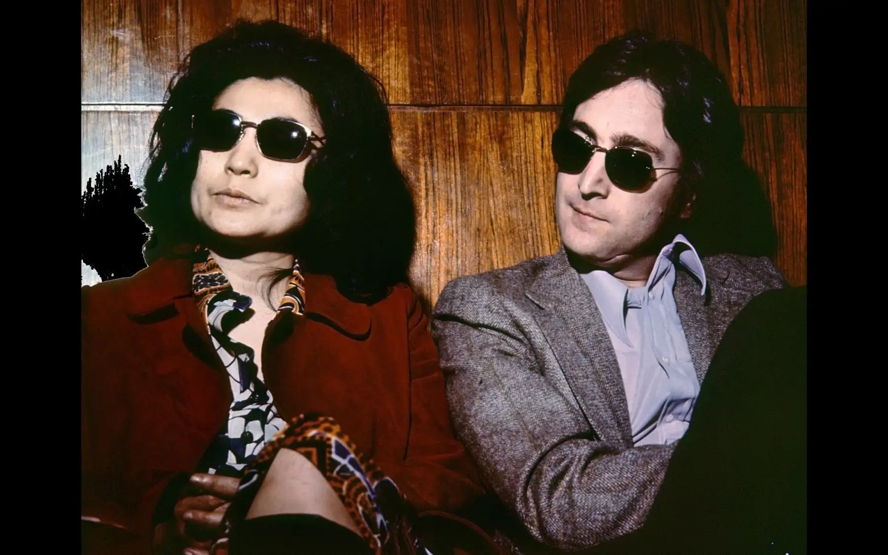 John Lennon y su esposa Yoko Ono en 1968, Madrid. AFP