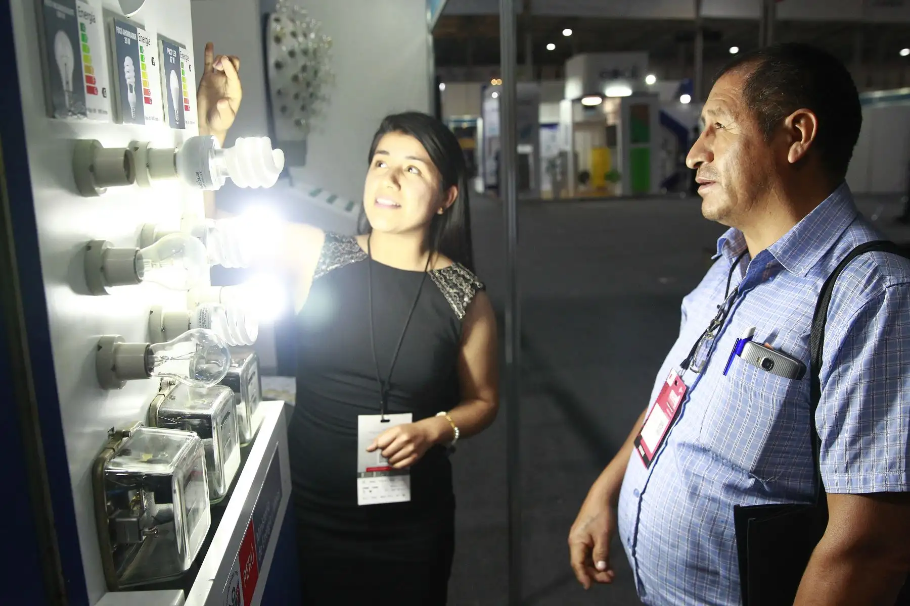 empresarios y publico en general participan en  la XXIII Exposición Internacional del Sector de la Construcción 2018. Foto: ANDINA/Eddy Ramos