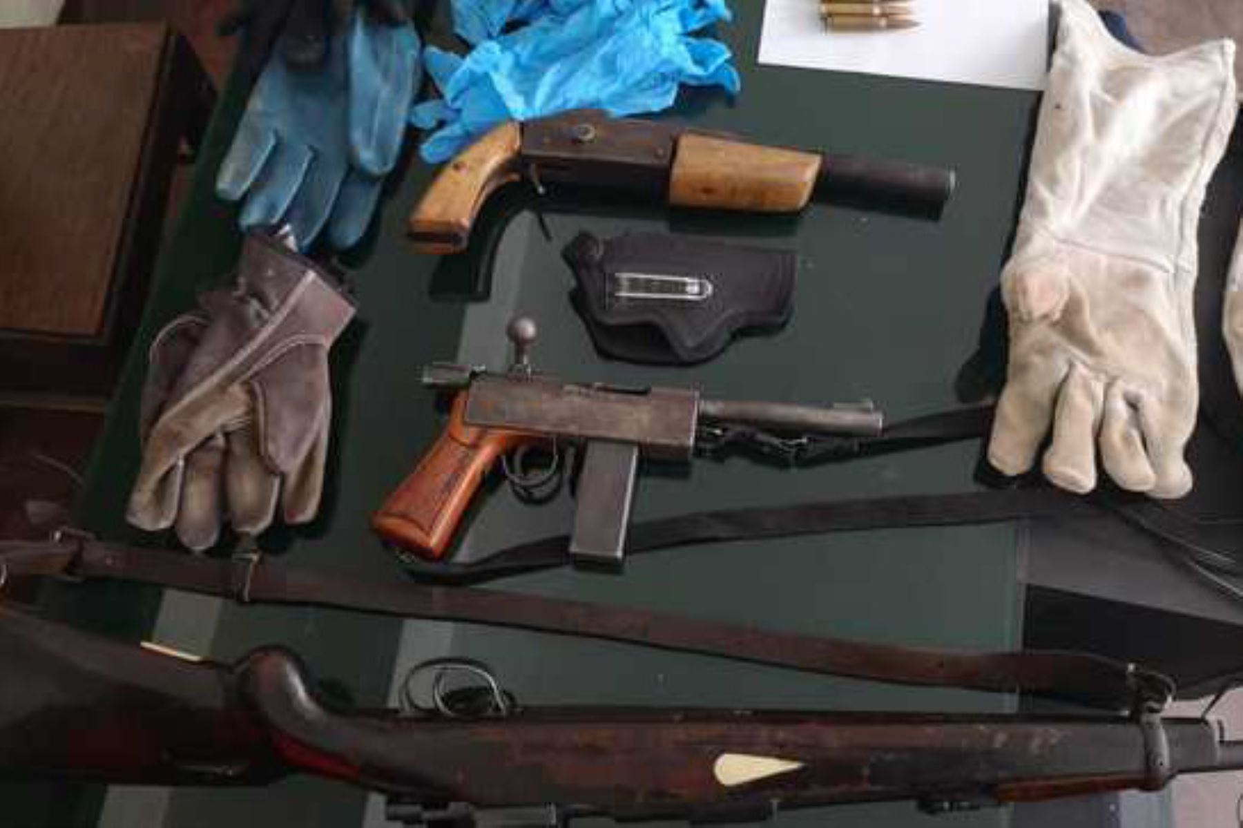 Policía Nacional incautó armas de fuego a banda criminal Los Chamacos, dedicada al robo y asalto a mano armada en la región Cajamarca.