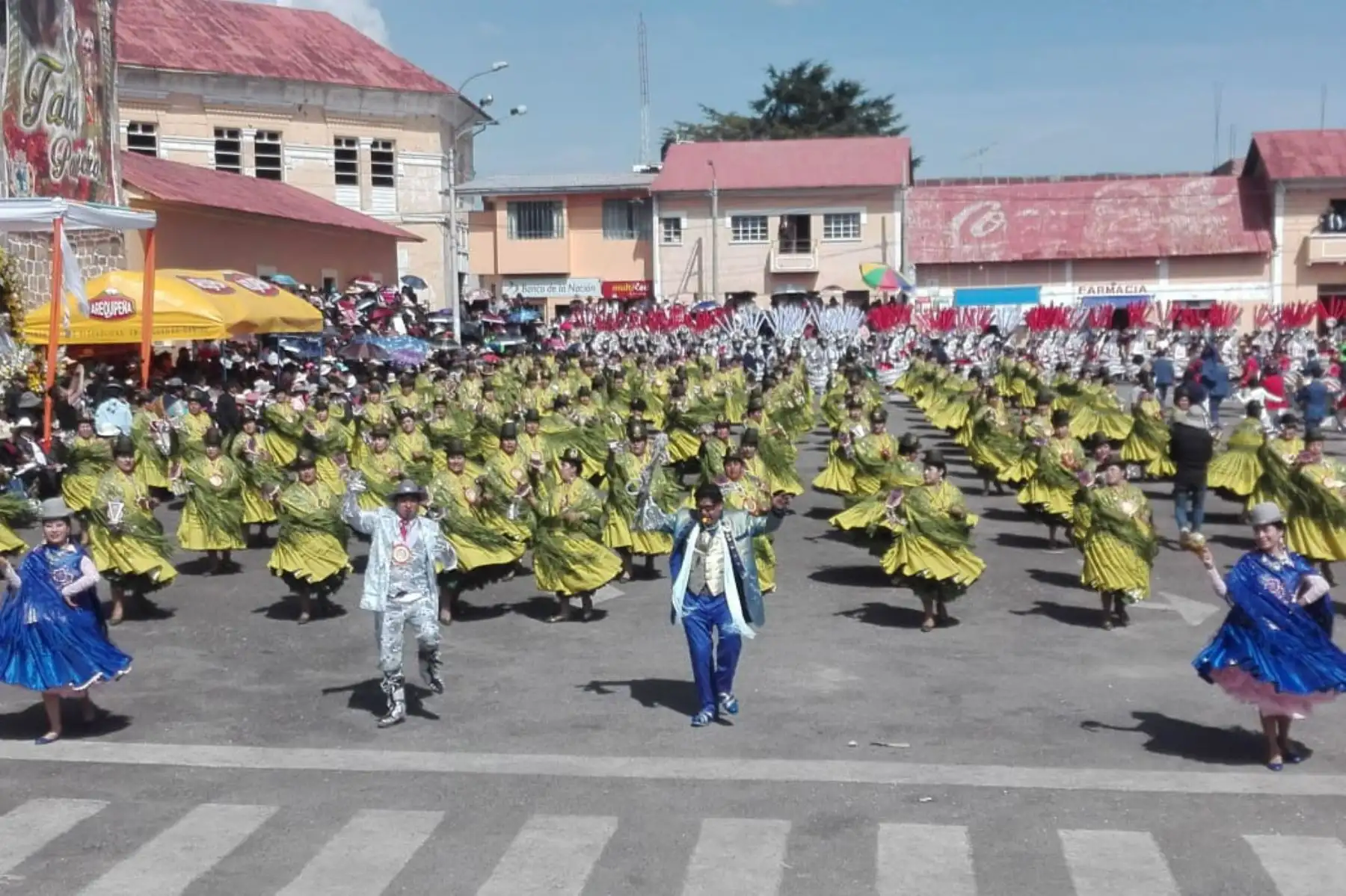 Con un colorido pasacalle Puno inicia celebración de la Festividad de San Francisco de Borja. ANDINA