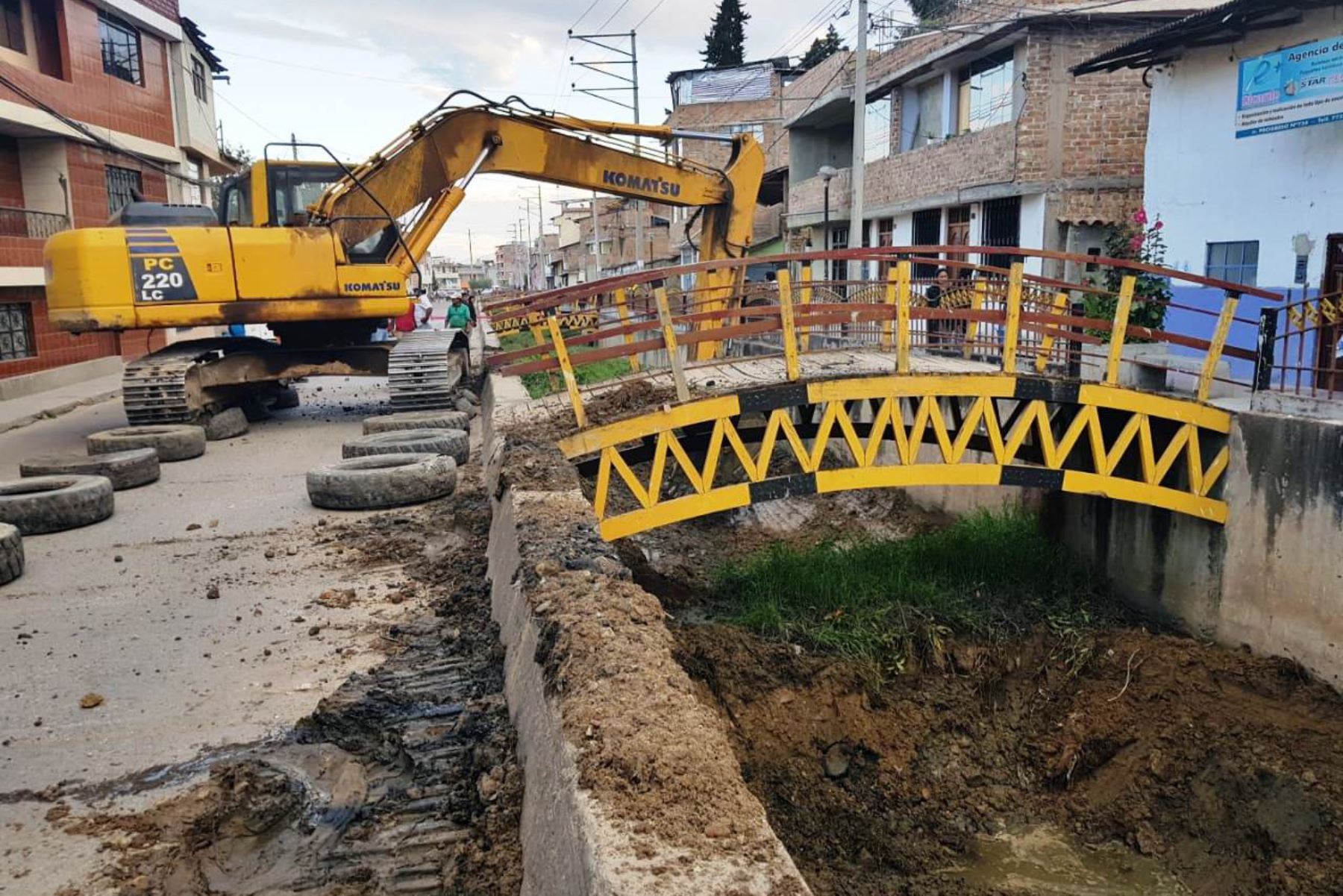 Cajamarca acelera los trabajos de limpieza de canales, quebradas y ríos por inicio de lluvias. ANDINA/Eduard Lozano