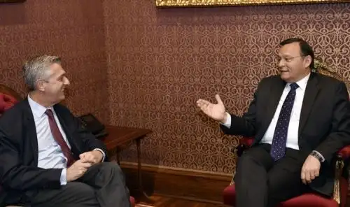 Canciller Néstor Popolizio se reunió con Alto Comisionado de las Naciones Unidas para los Refugiados (ACNUR), Filippo Grandi.