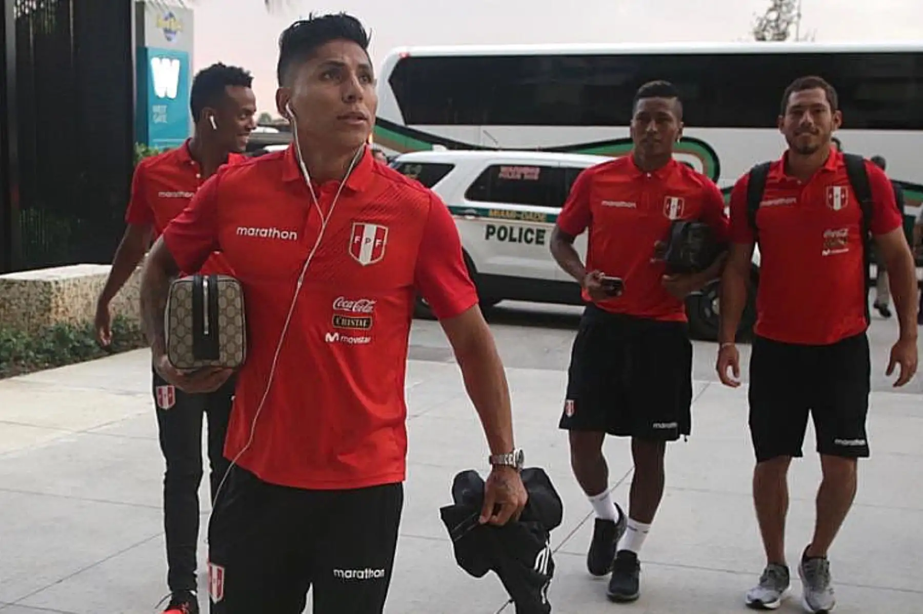 La Selección Peruana  llegò al estadio Hard Rock de Miami, donde disputará un  partido ante Chile. Foto: ANDINA/FPF