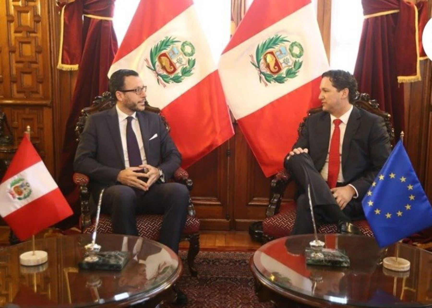 Embajador de la Unión Europea, Diego Mellado, visitó al presidente del Congreso, Daniel Salaverry.