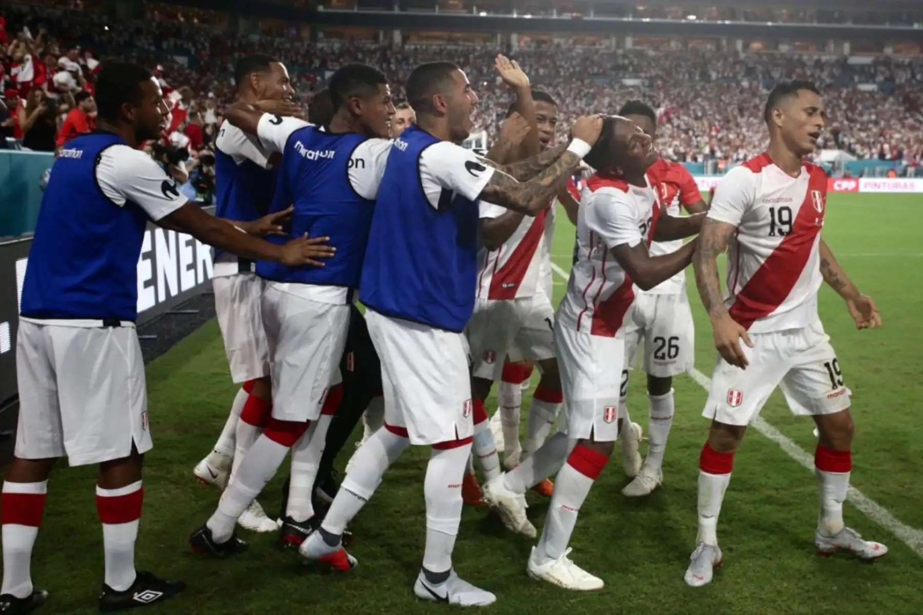 La selección de Perú venció por 3-0 a Chile en partido amistoso disputado en el Hard Rock Stadium de Miami, en Estados Unidos.Foto:ANDINA/ FPF