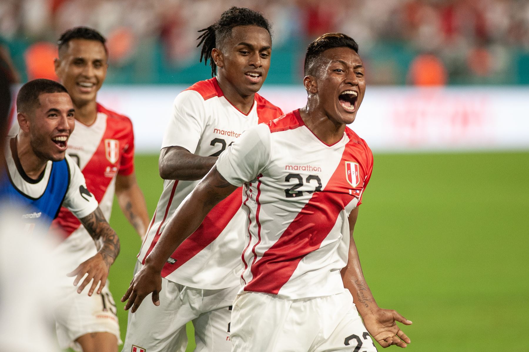La selección de Perú venció por 3-0 a Chile en partido amistoso disputado en el Hard Rock Stadium de Miami, en Estados Unidos.Foto:AFP