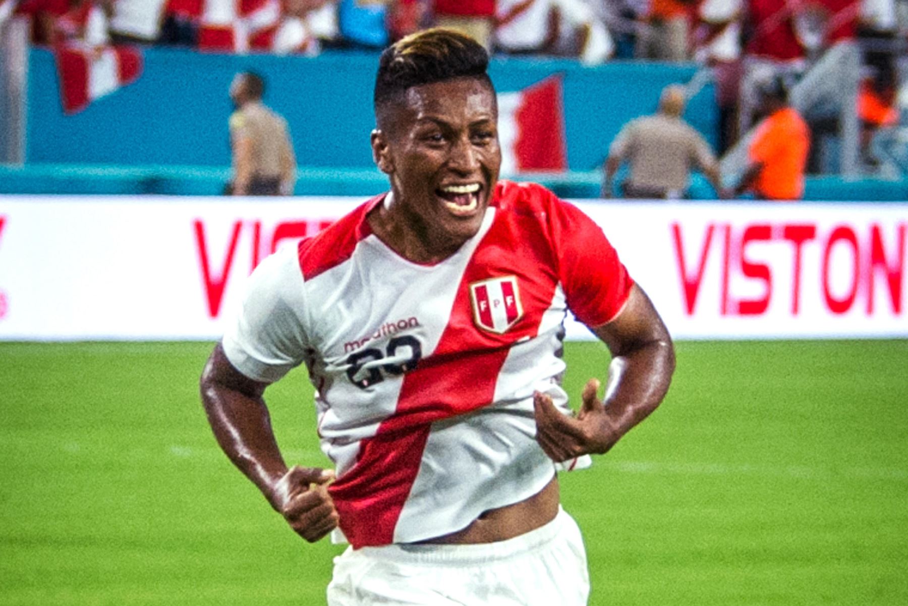 La selección de Perú venció por 3-0 a Chile en partido amistoso disputado en el Hard Rock Stadium de Miami, en Estados Unidos.Foto:ANDINA/ FPF