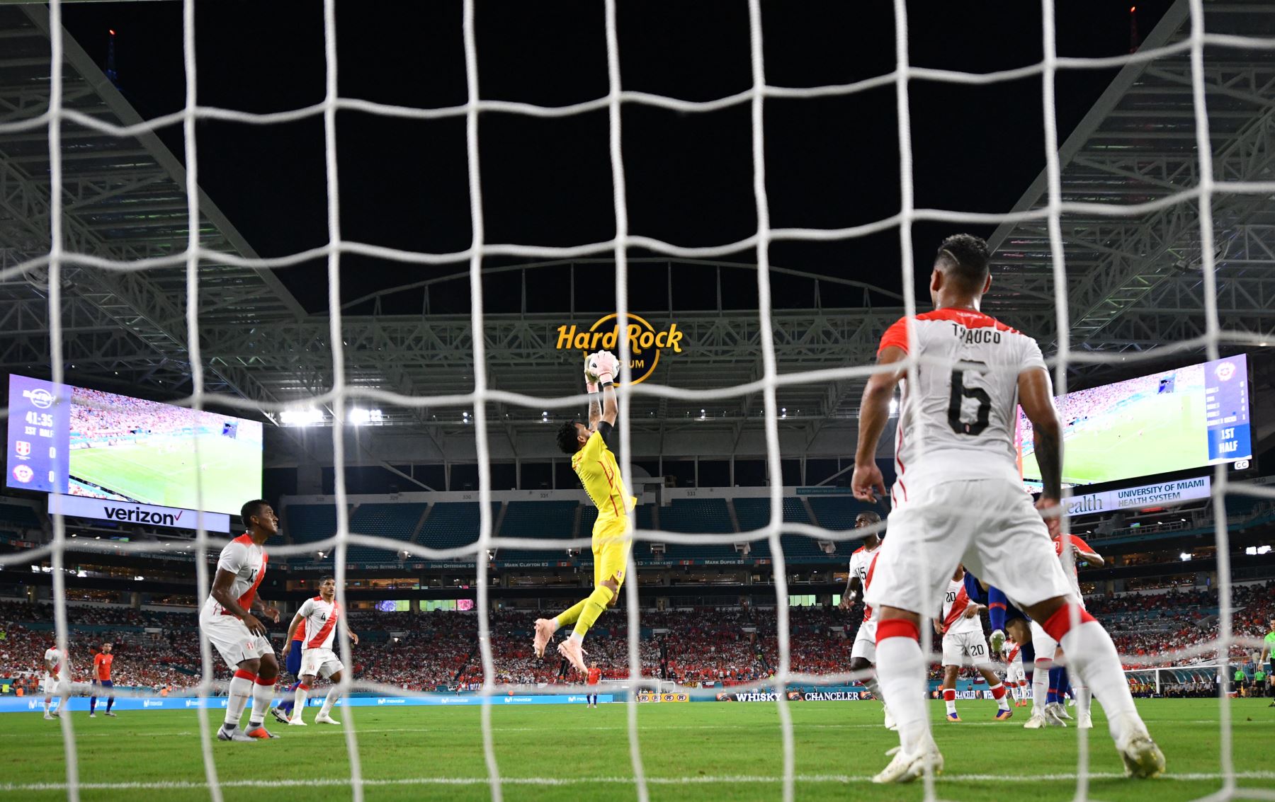 La selección de Perú venció por 3-0 a Chile en partido amistoso disputado en el Hard Rock Stadium de Miami, en Estados Unidos.Foto:ANDINA/AFP