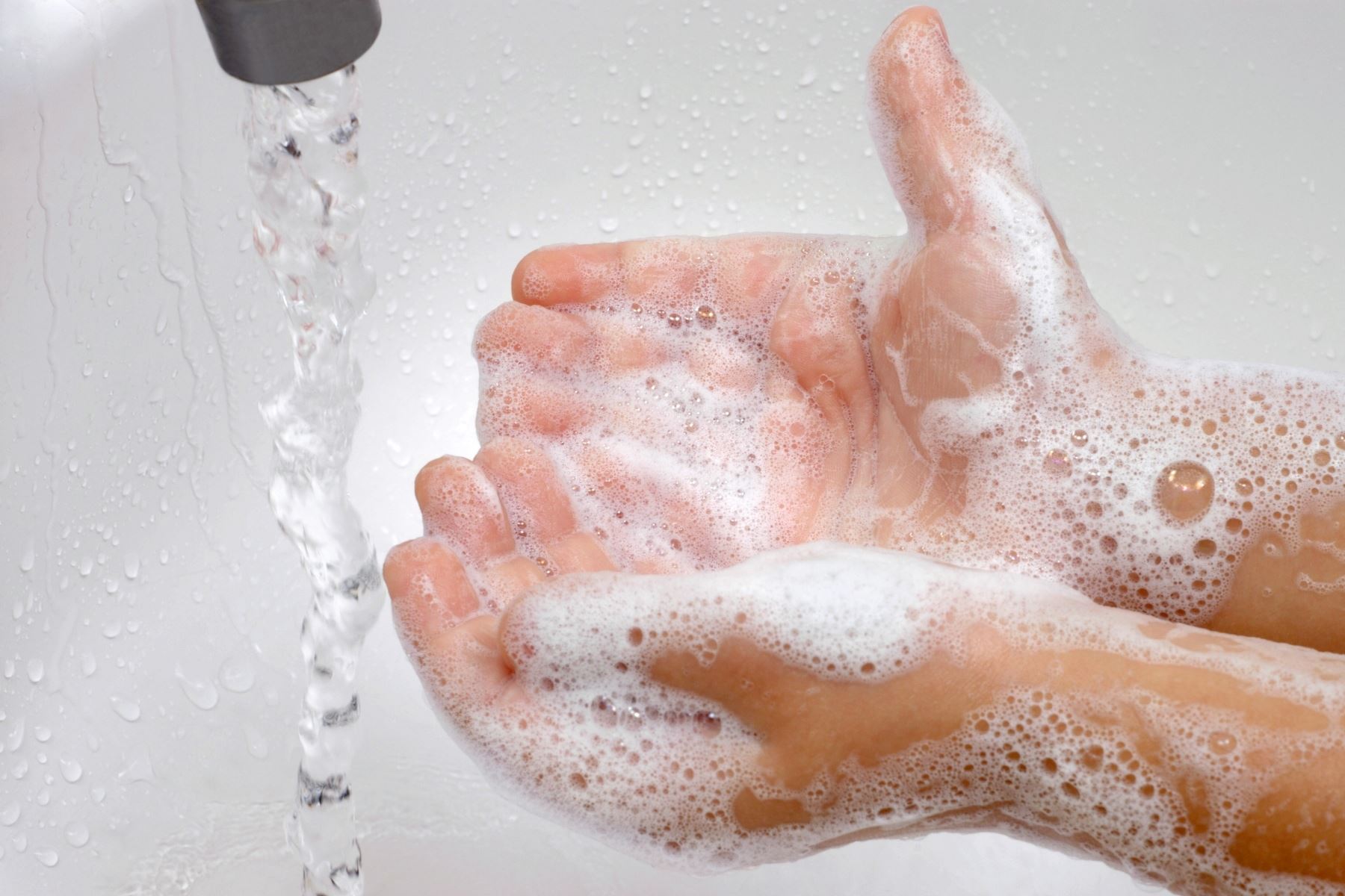 Lavado de manos elimina parásitos que el alcohol y la lejía no pueden. Foto: ANDINA/Difusión.