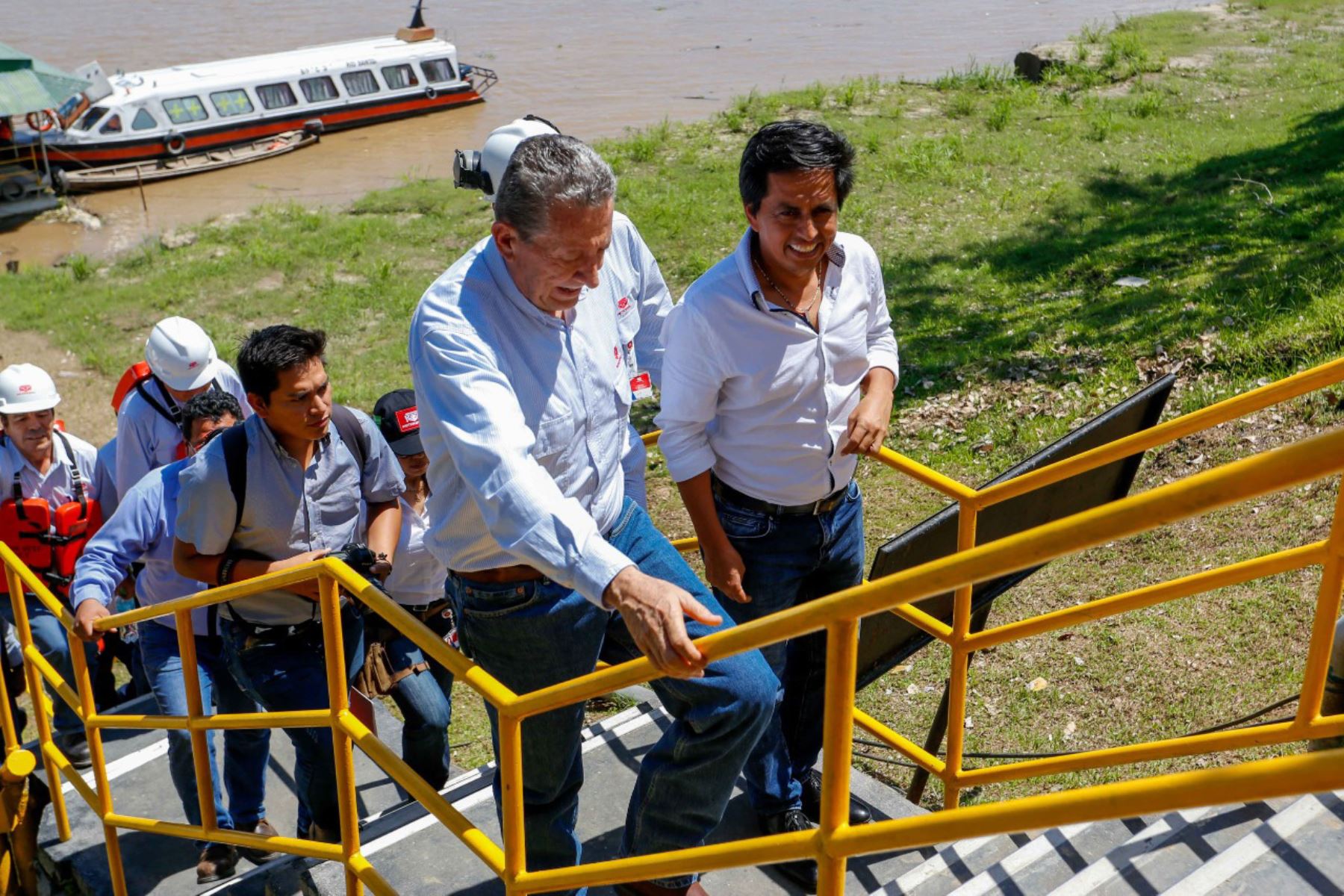 Refinería Iquitos, de Petroperú, celebra su 36 aniversario de operaciones en beneficio del Oriente peruano con la entrega de las barcazas de doble casco “Río Yarapa” y “Río Putumayo”.