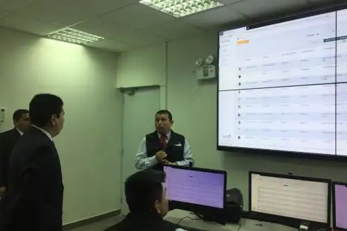 Presidente del Inpe, Carlos Romero, visita Centro de Monitoreo de Vigilancia Electrónica Personal. Foto: ANDINA/Difusión.