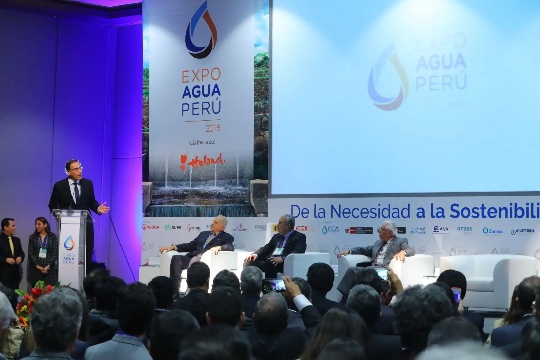 El presidente Martín Vizcarra inaugurò  la ExpoAguaPerú 2018, evento que tiene como objetivo compartir buenas prácticas y experiencias exitosas que contribuyan a la solución de una mejor gestión del agua y saneamiento.Foto: ANDINA/Prensa Presidencia