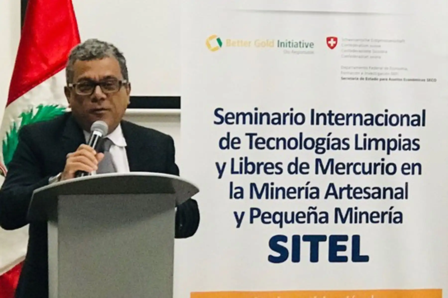 El Ministerio del Ambiente fomenta uso de tecnología limpia para suplir el mercurio en minería artesanal.
