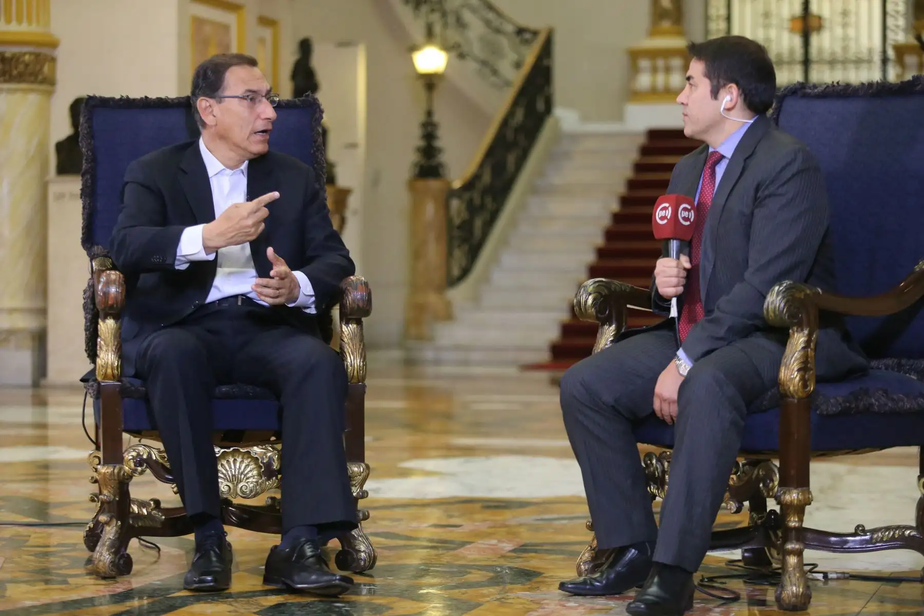 Presidente de la República, Martín Vizcarra, da detalles sobre la captura del ex juez, César Hinostroza en Palacio de Gobierno. Foto: ANDINA/Juan Carlos Guzmán Negrini/Prensa Presidencia
