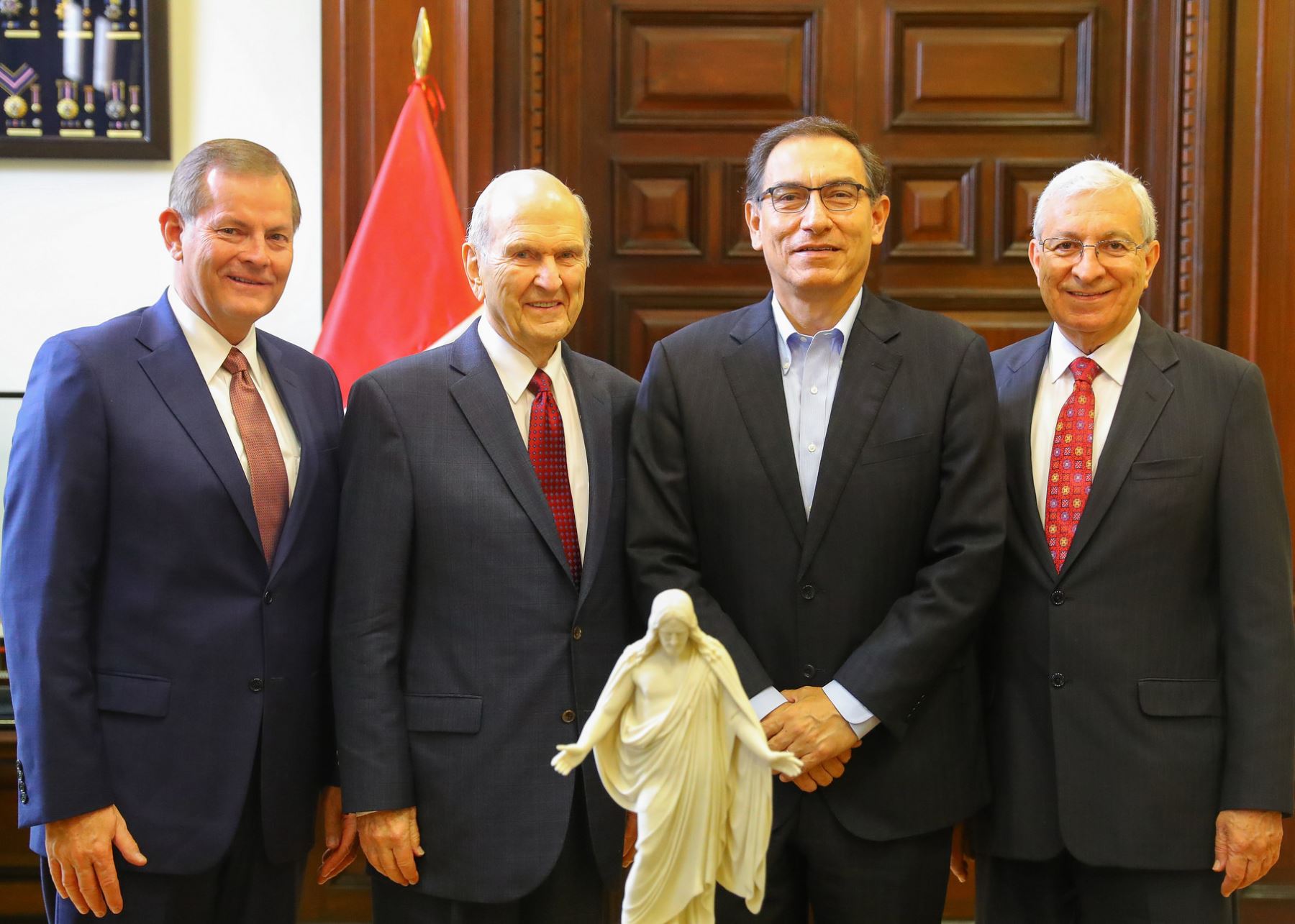 Presidente Martín Vizcarra se reunió con representantes de Iglesia de los Santos de los Últimos Días.