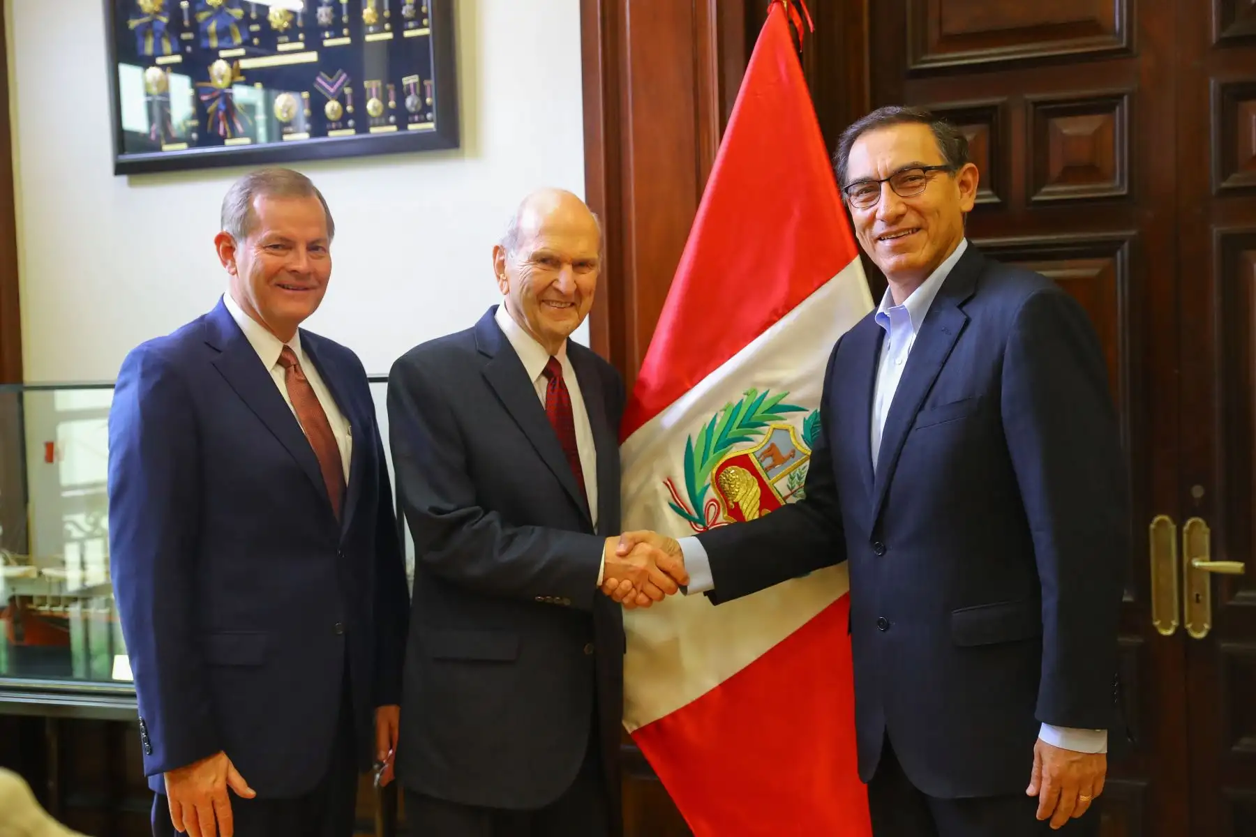 Jefe de Estado sostuvo reunión con presidente de la Iglesia de los Santos de los Últimos Días. Foto: ANDINA/Prensa Presidencia